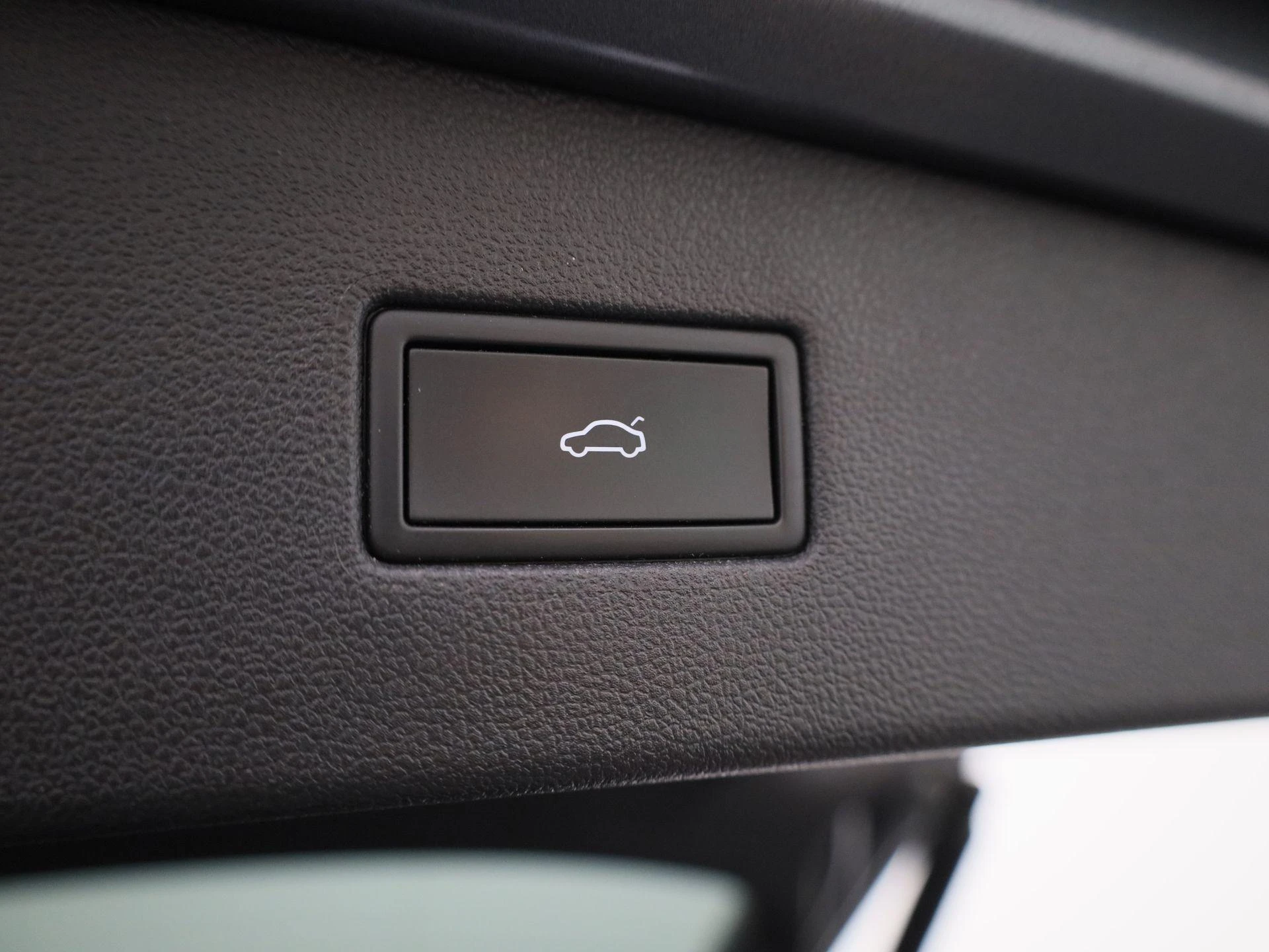 Volkswagen-Tiguan Allspace-image-11