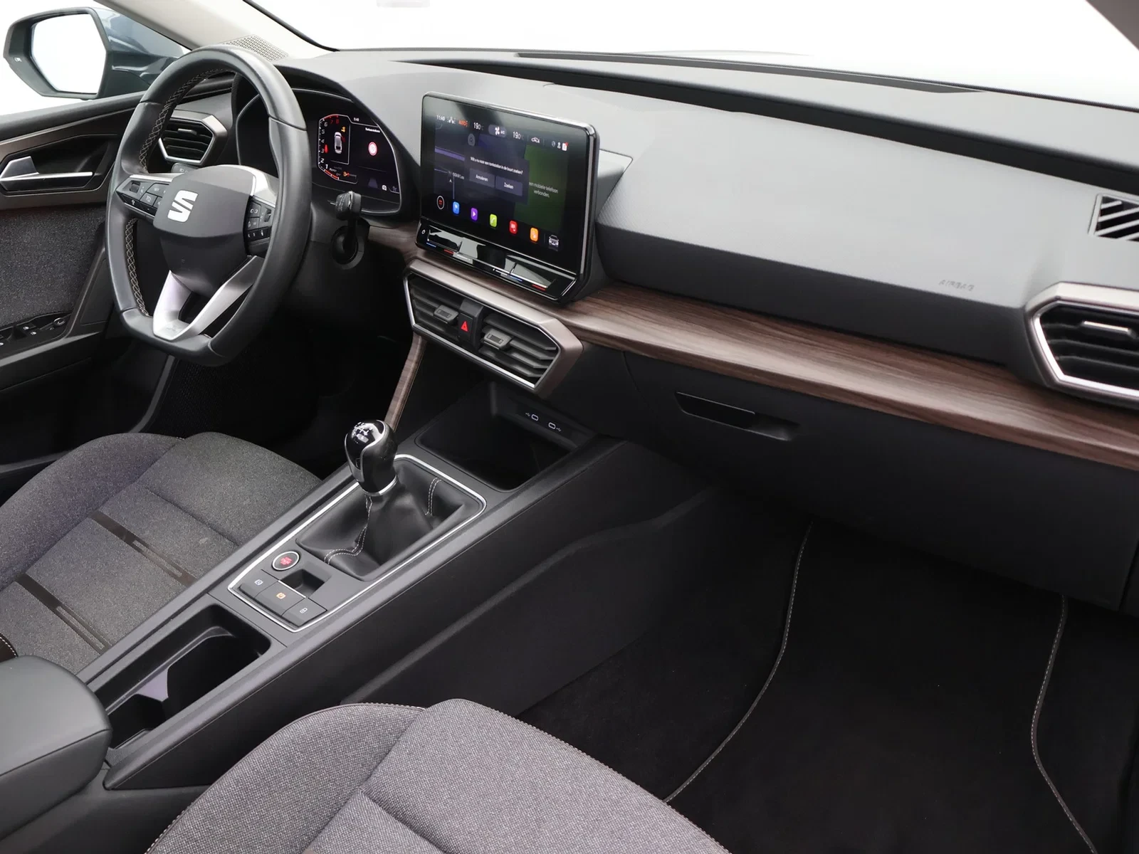 SEAT Leon ST Leon Break Xcellence 1.5TSI 150PK *PANODAK*TREKHAAK*CAMERA*PDC*ACC*NAVI*APP-CONNECT*...*