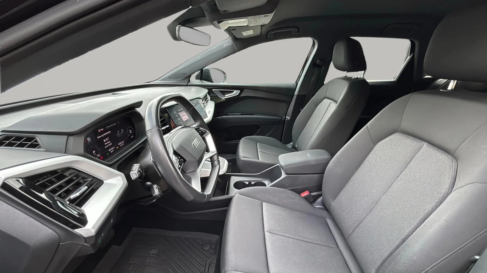 Audi-Q4 e-tron-image-11