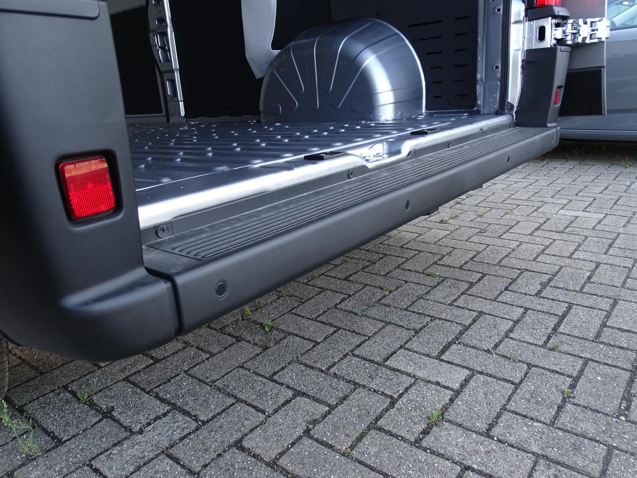 Opel-Movano-image-23
