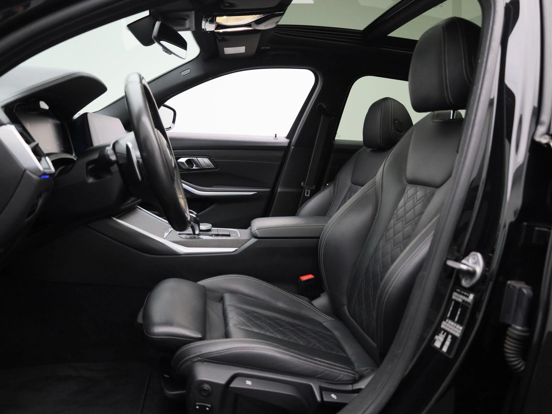 BMW-3 Serie-image-9