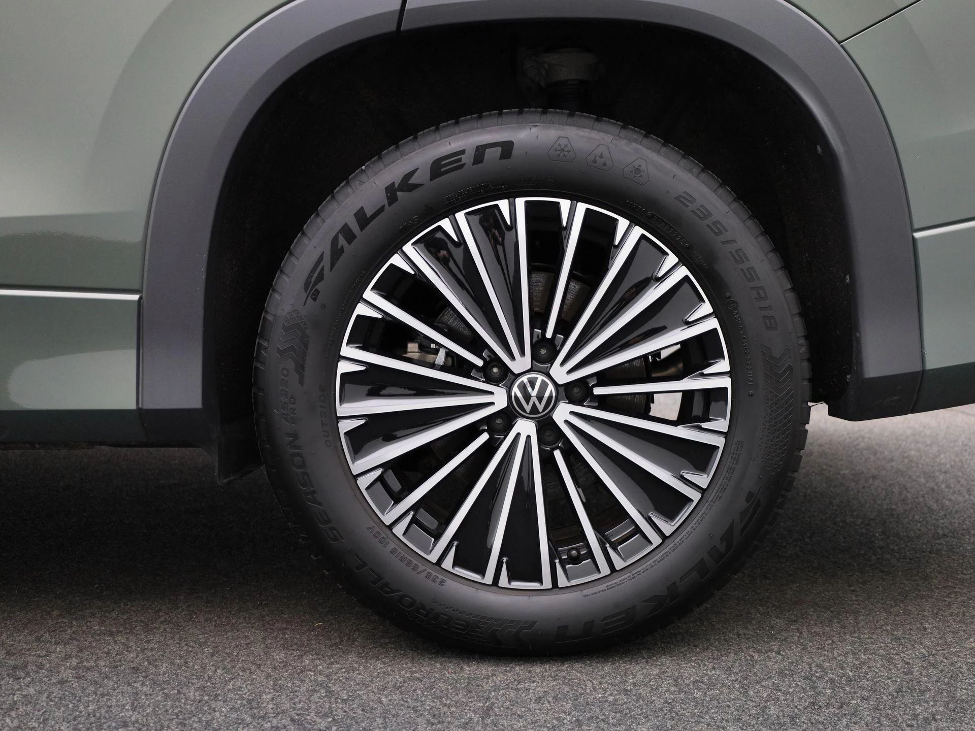 Volkswagen-Tayron-image-12