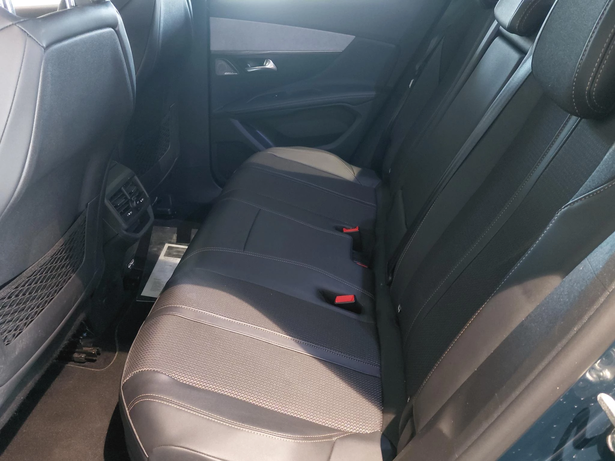 Peugeot 3008 1.6 HYbrid 225 GT