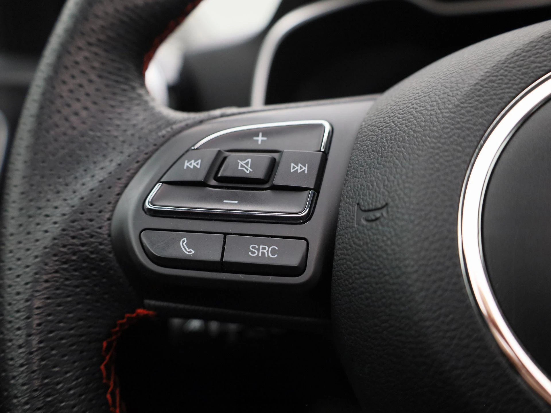MG ZS EV - 20