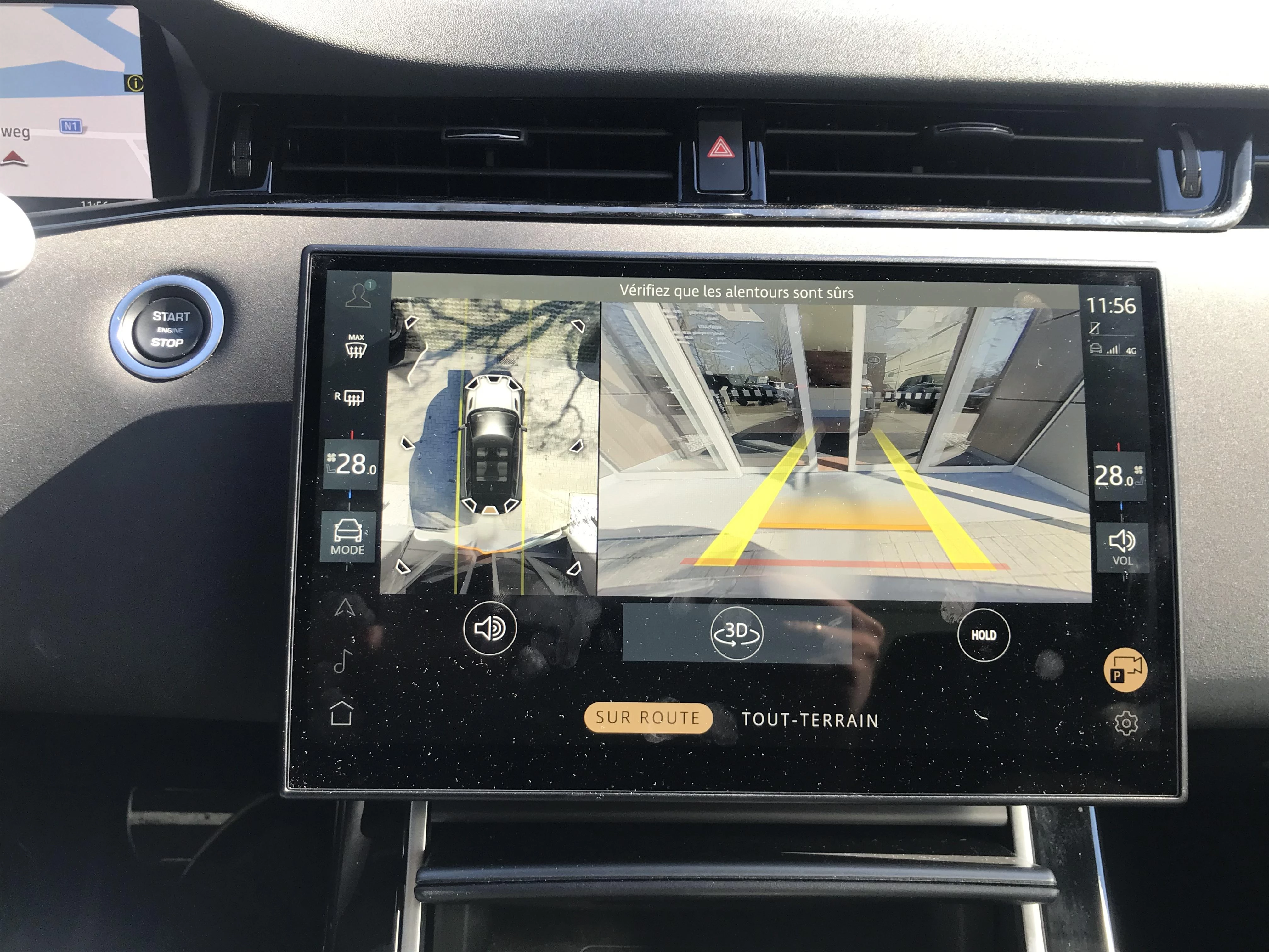 Land Rover-Range Rover Evoque-image-28