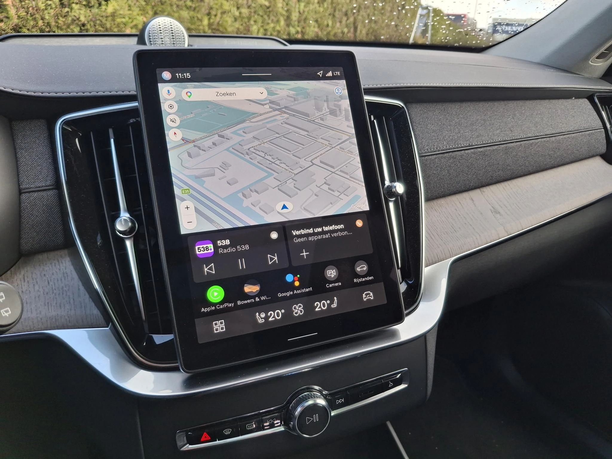 Volvo-XC90-image-28