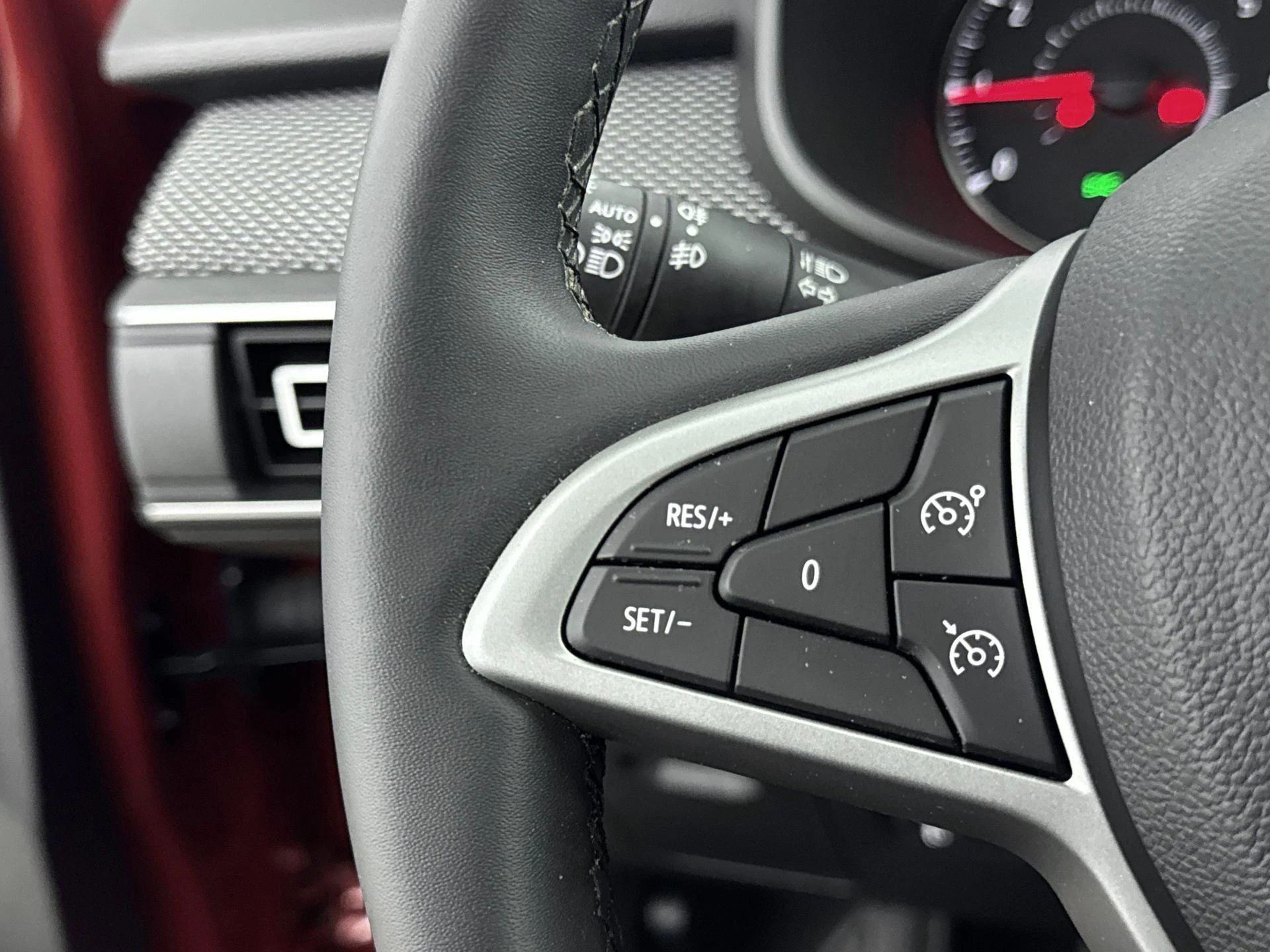 Dacia-Sandero-image-5