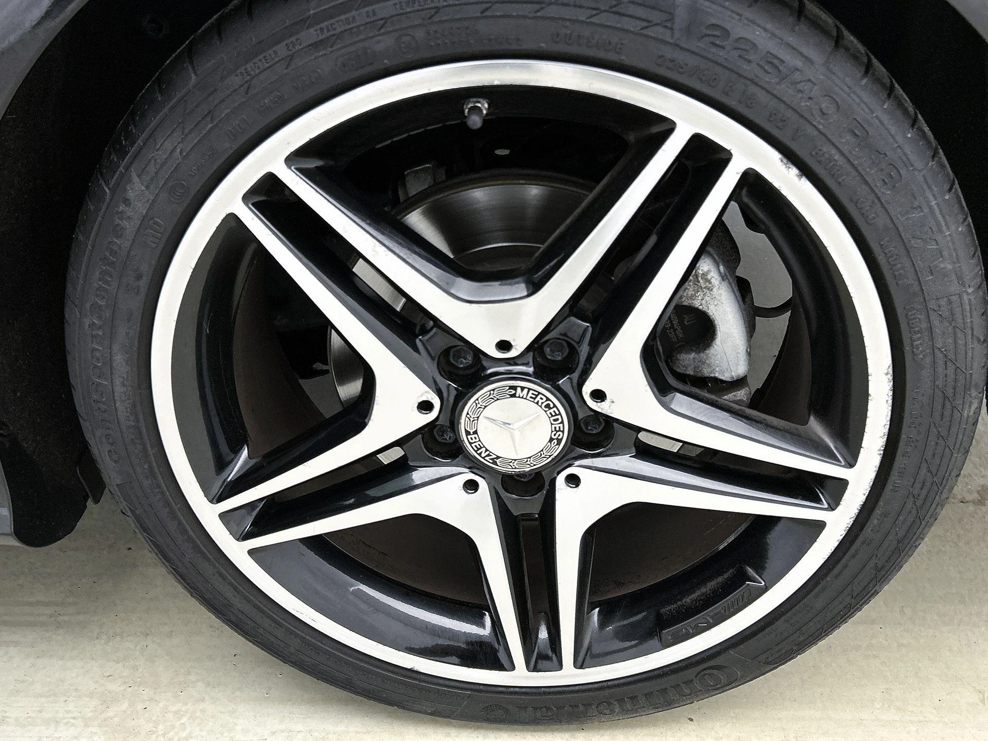 Mercedes-Benz-CLA-image-34
