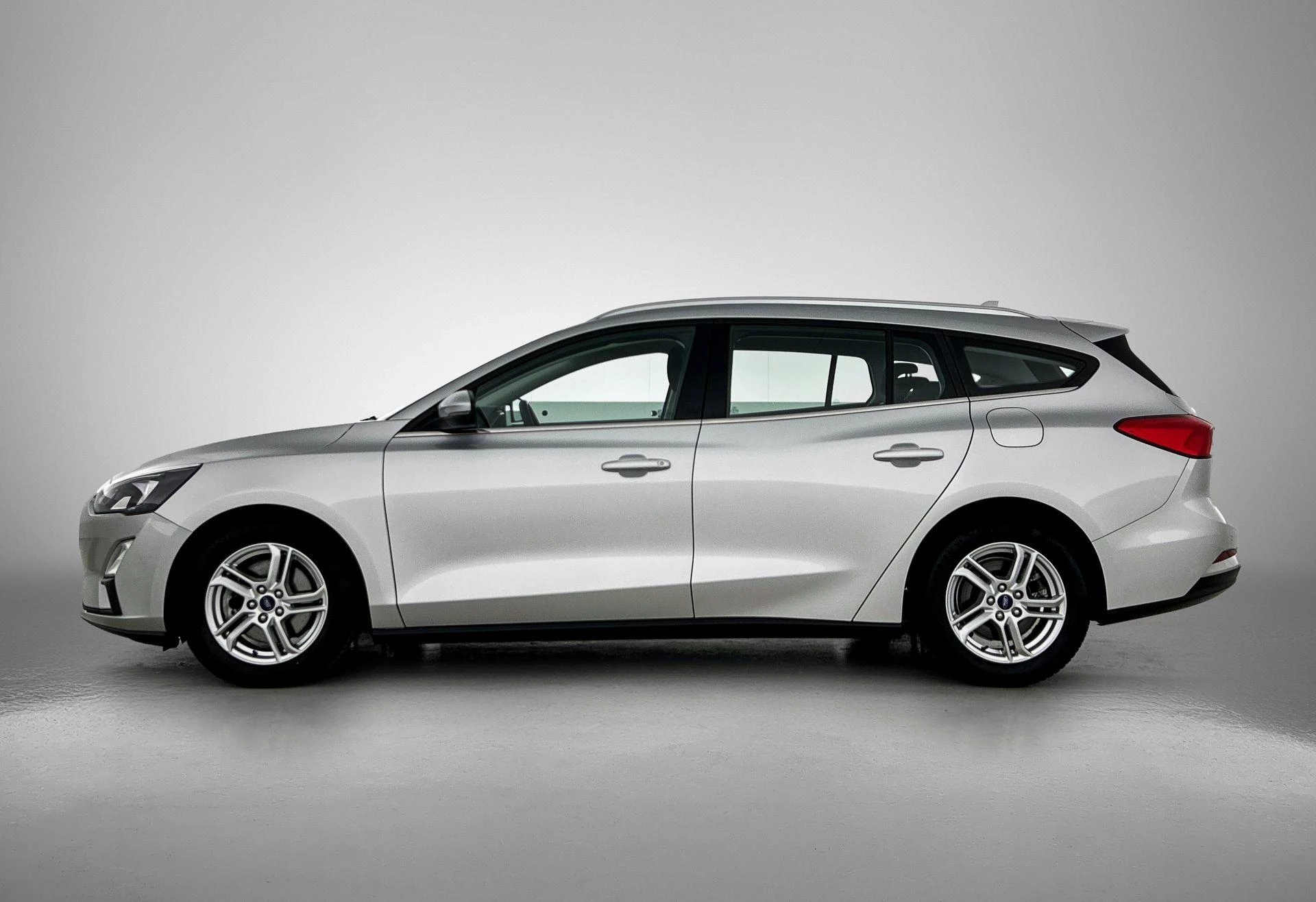 Ford Focus Wagon 1.0 EcoBoost Hybrid Trend Edition Business