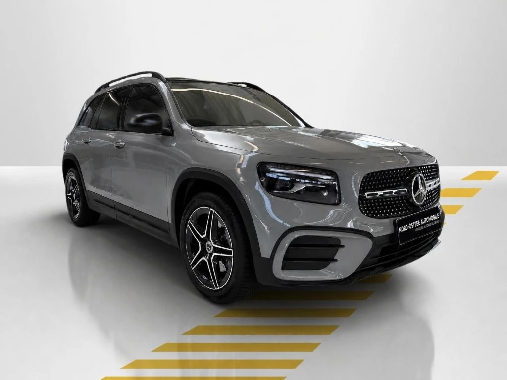 Mercedes-Benz-GLB 200-image-15