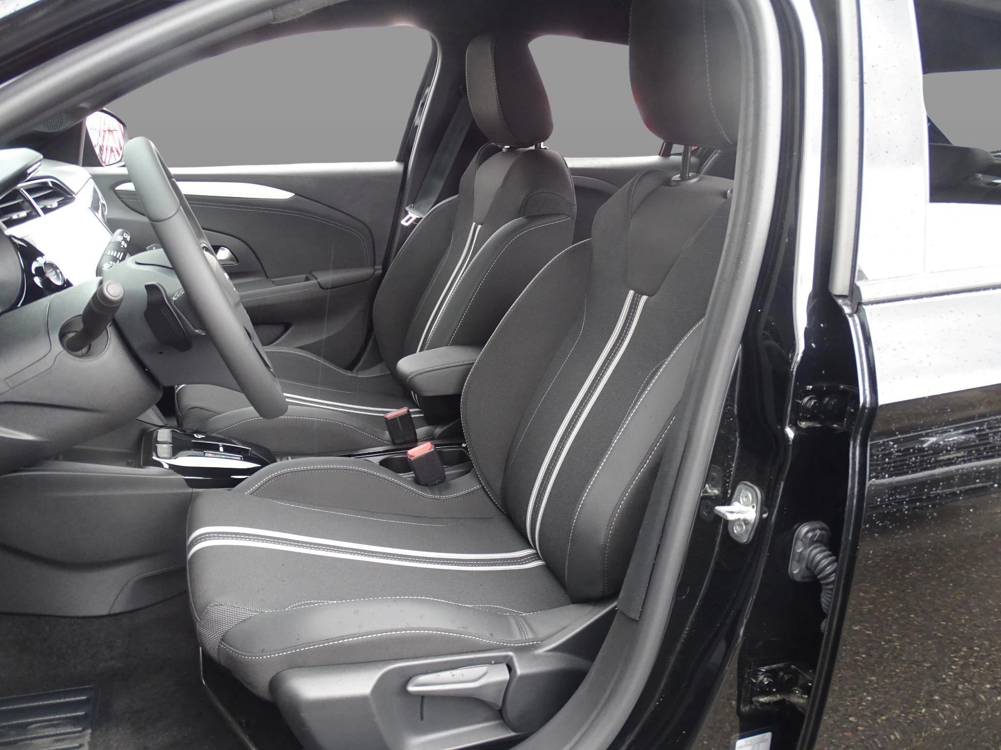 Opel-Corsa-image-10