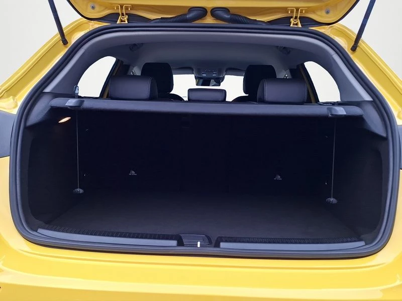 Mercedes-Benz A-Klasse 250 e LED Business-Paket 360° Kamera