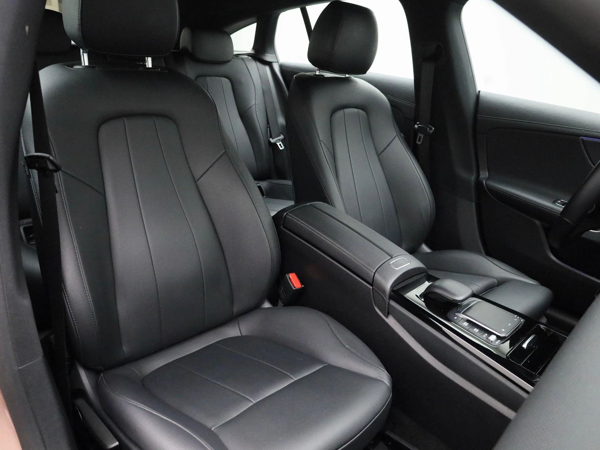 Mercedes-Benz CLA Shooting Brake 250 e Luxury Line