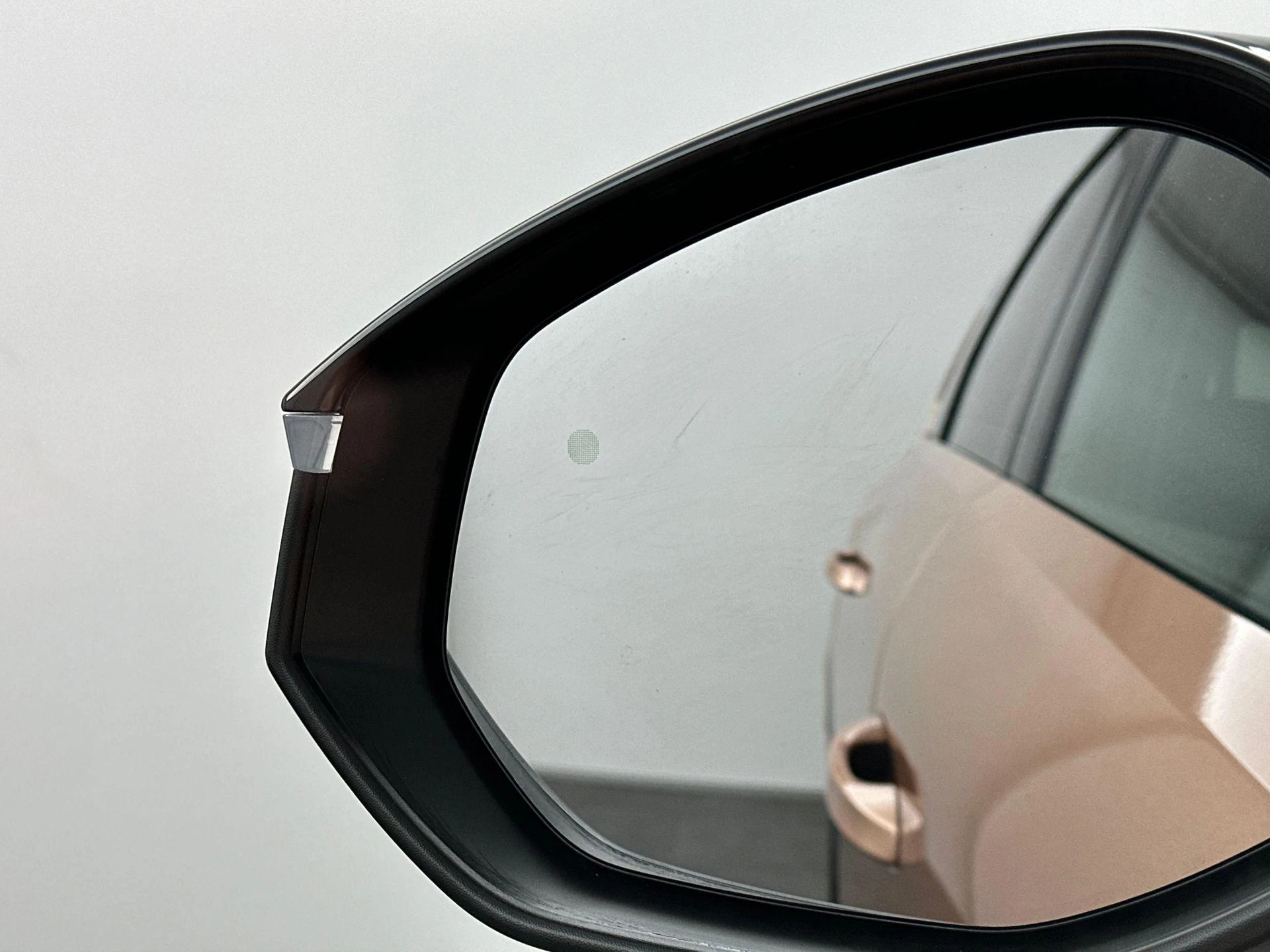 Opel-Grandland-image-20