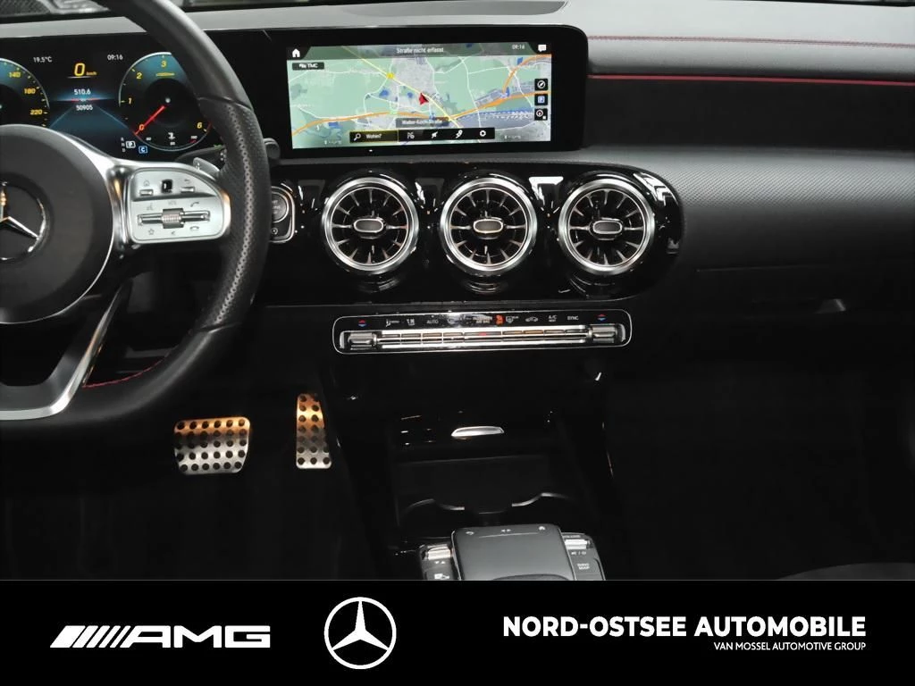 Mercedes-Benz-CLA-image-8