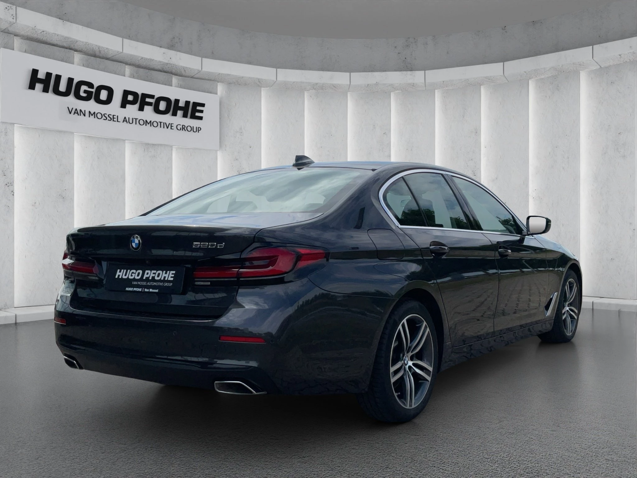 BMW 5er Reihe 520d Limousine. Driving Assist
