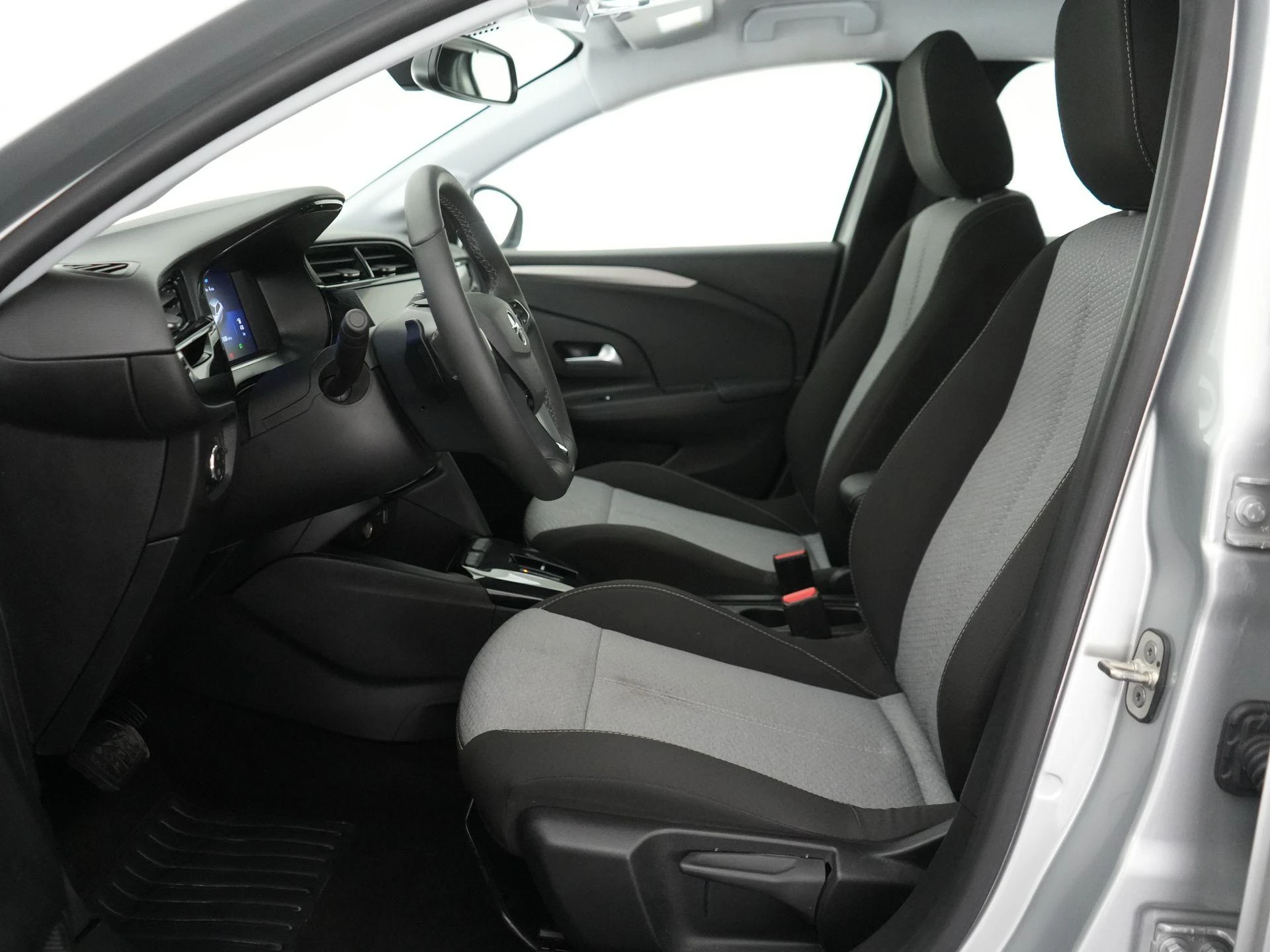 Opel-Corsa-image-10