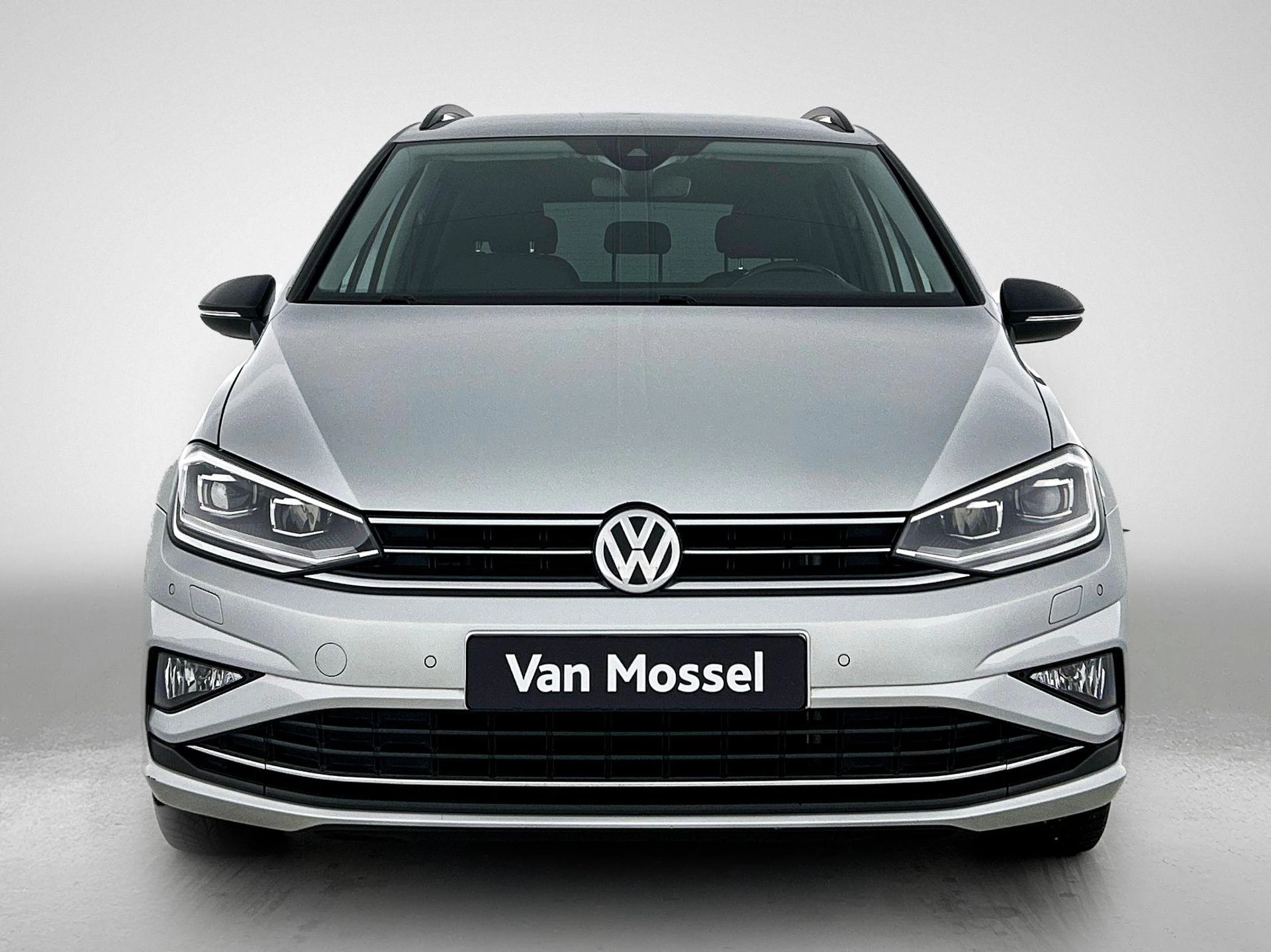 Volkswagen-Golf Sportsvan-image-4