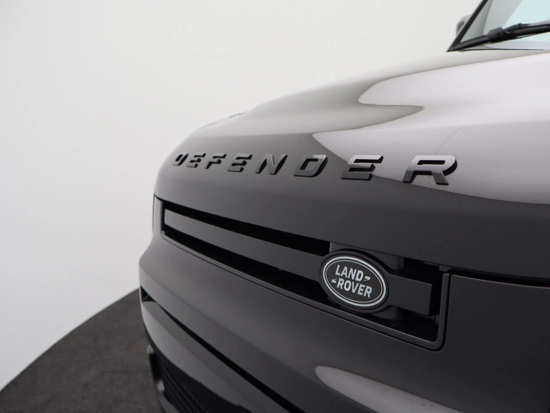 Land Rover Defender 110 2.0 P300e 110 X-Dynamic HSE