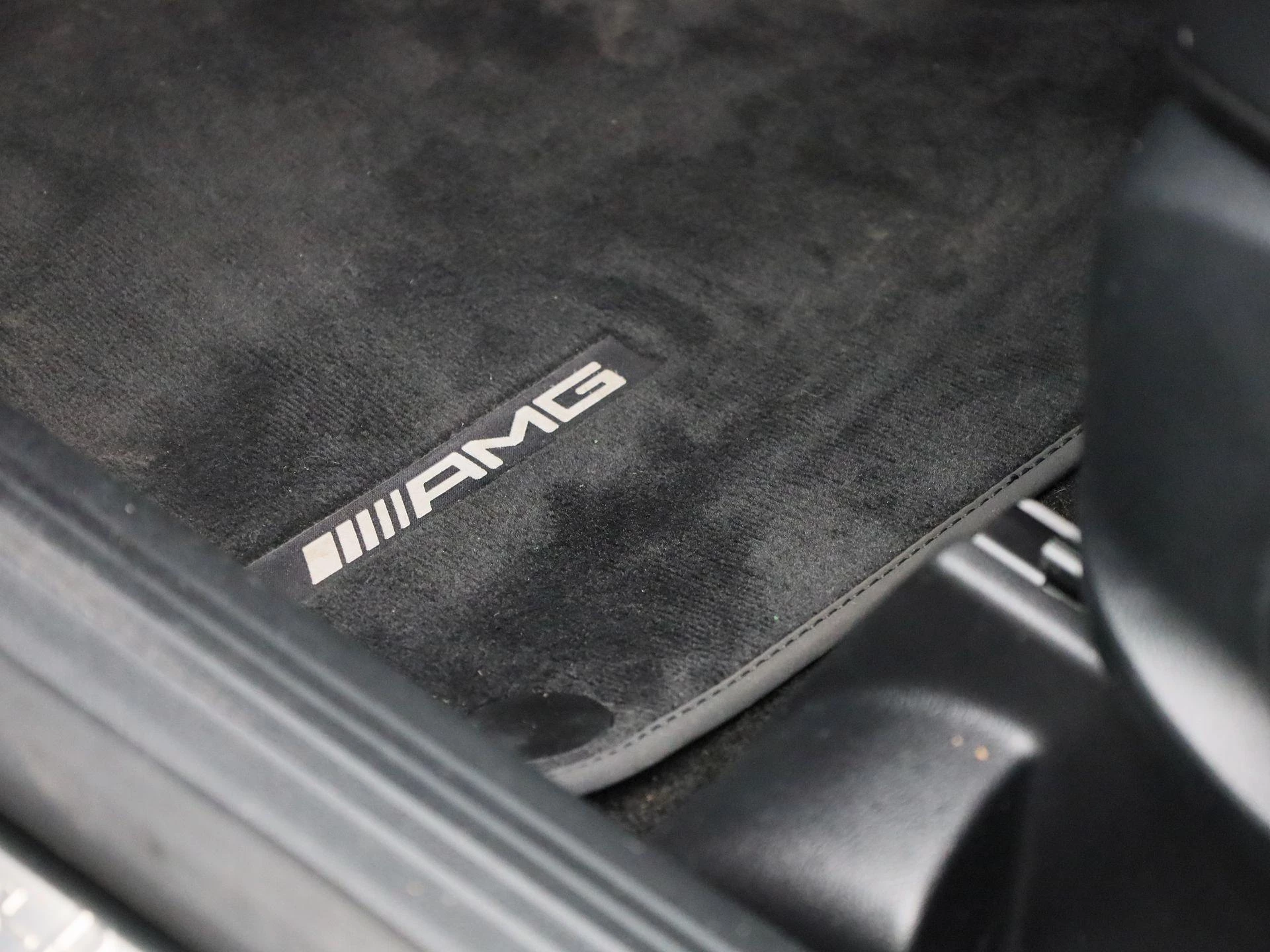 Mercedes-Benz GLA 250 e AMG Line + CARPLAY + MULTIBEAM + NIGHTPAKKET +