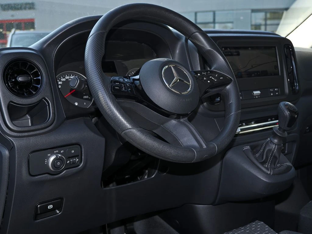 Mercedes-Benz-Vito 116-image-8