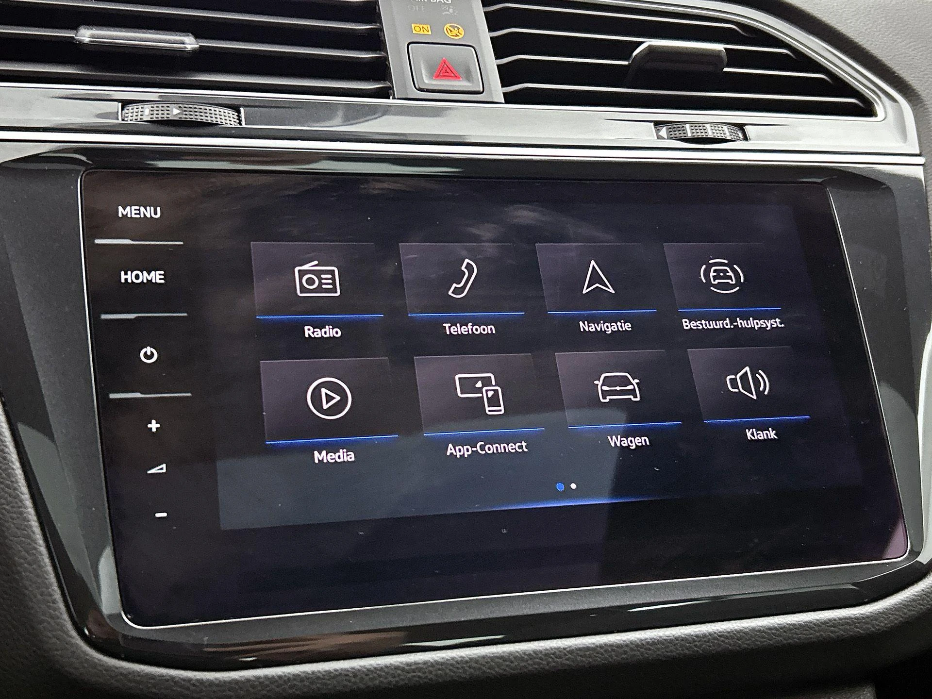 Volkswagen-Tiguan-image-30