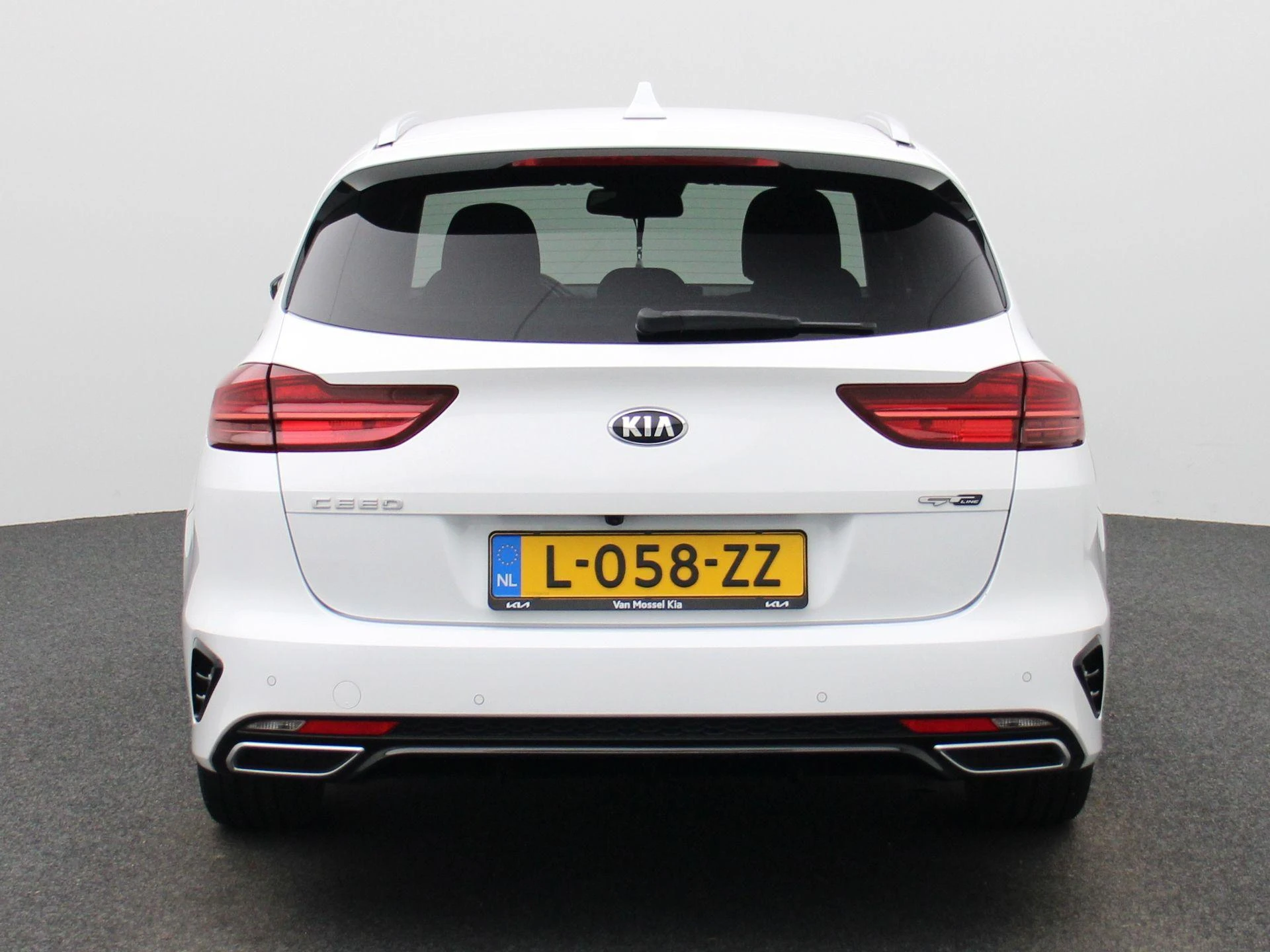 Kia-Ceed Sportswagon-image-4