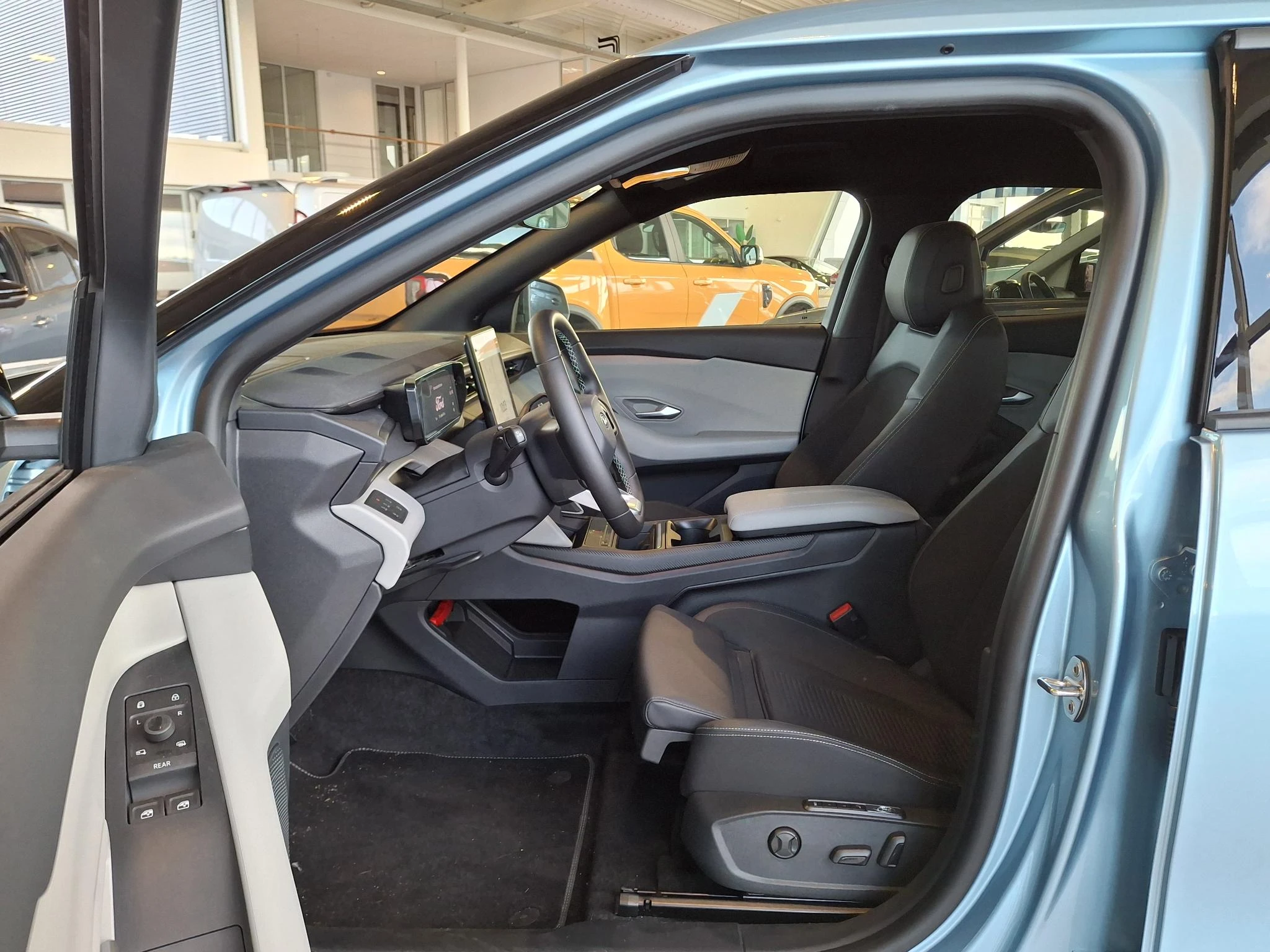 Ford-Explorer-image-2