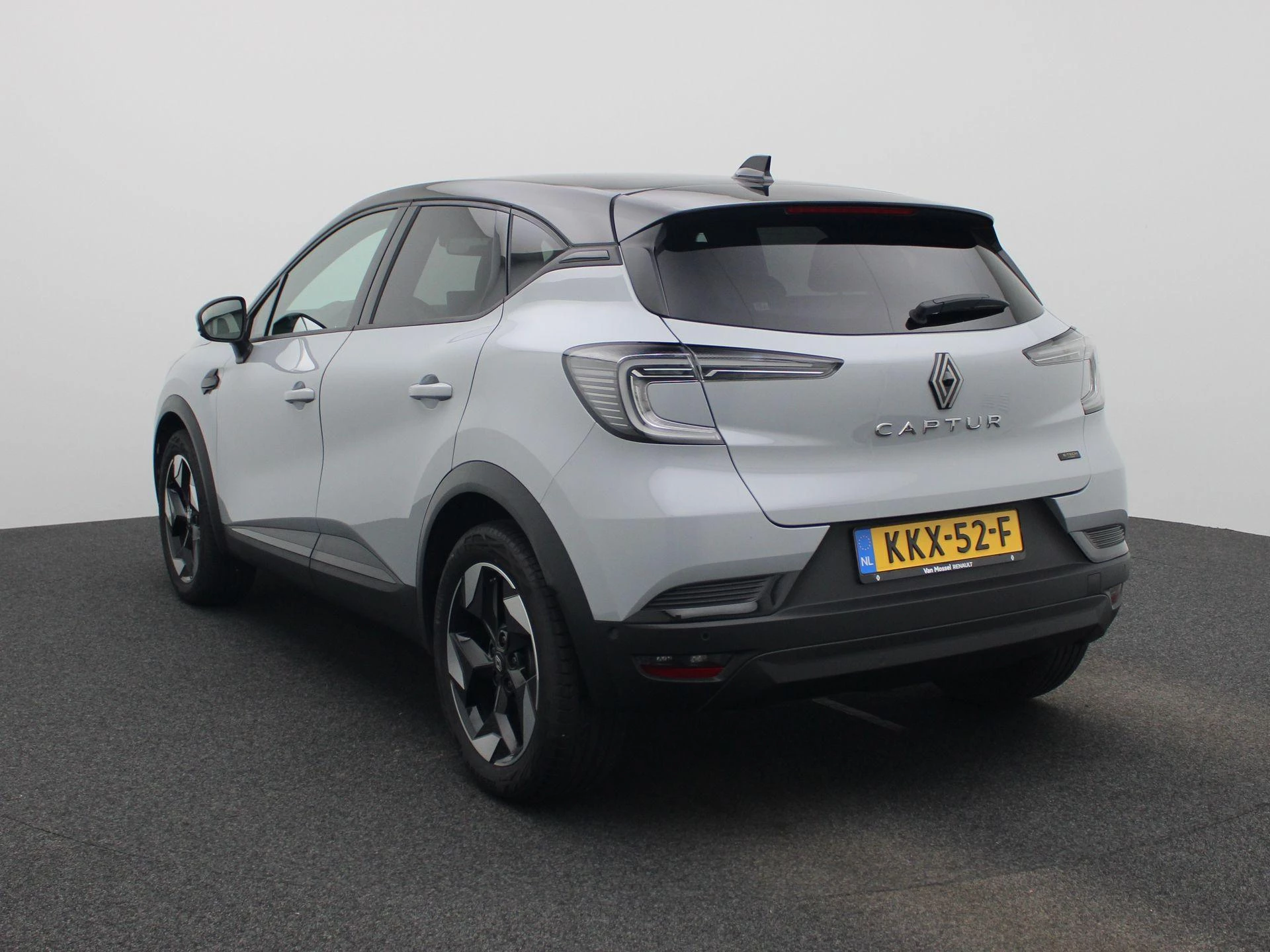 Renault Captur 1.8 E-Tech full hybrid 160 techno