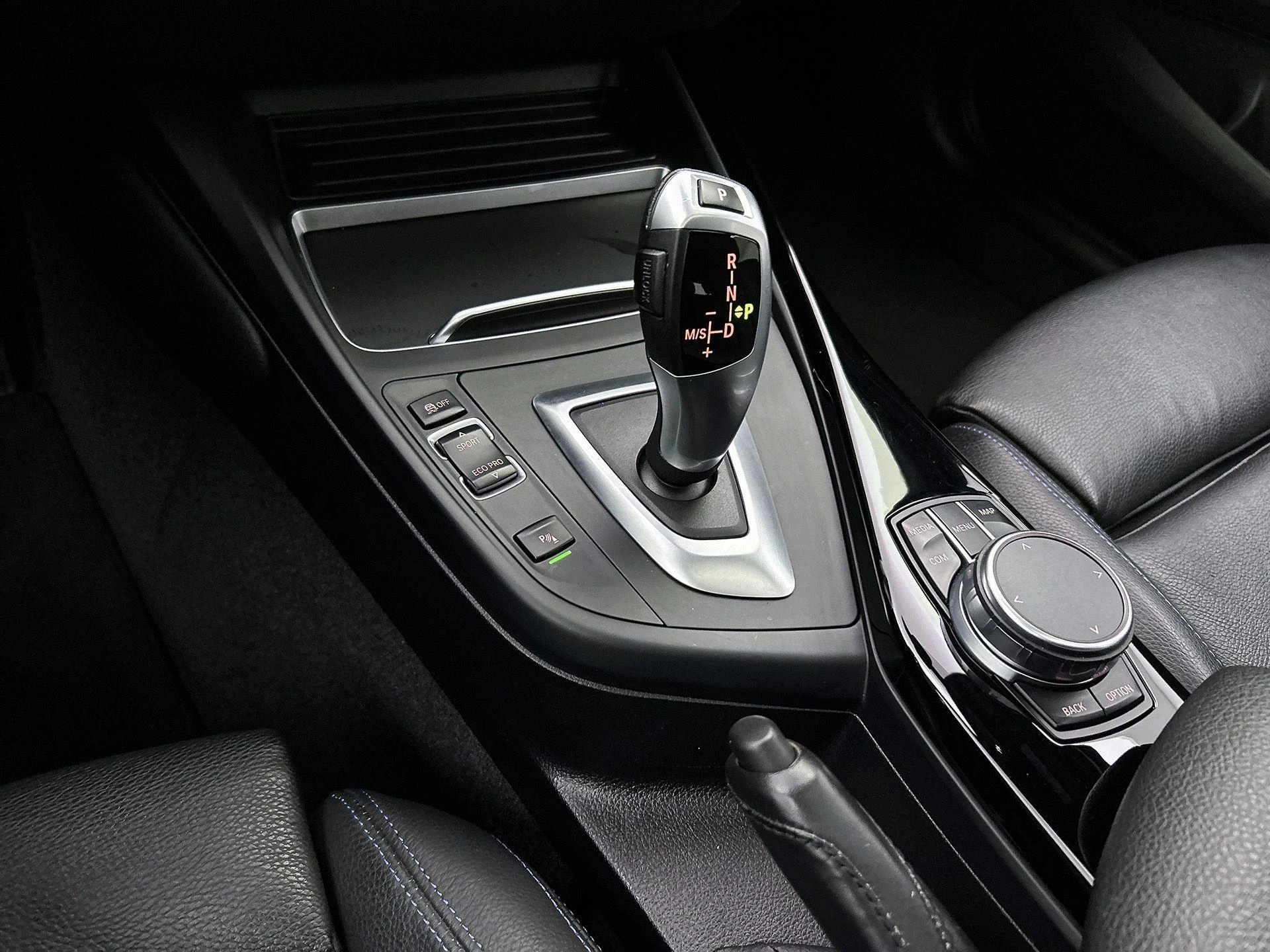 BMW-1 Serie-image-6