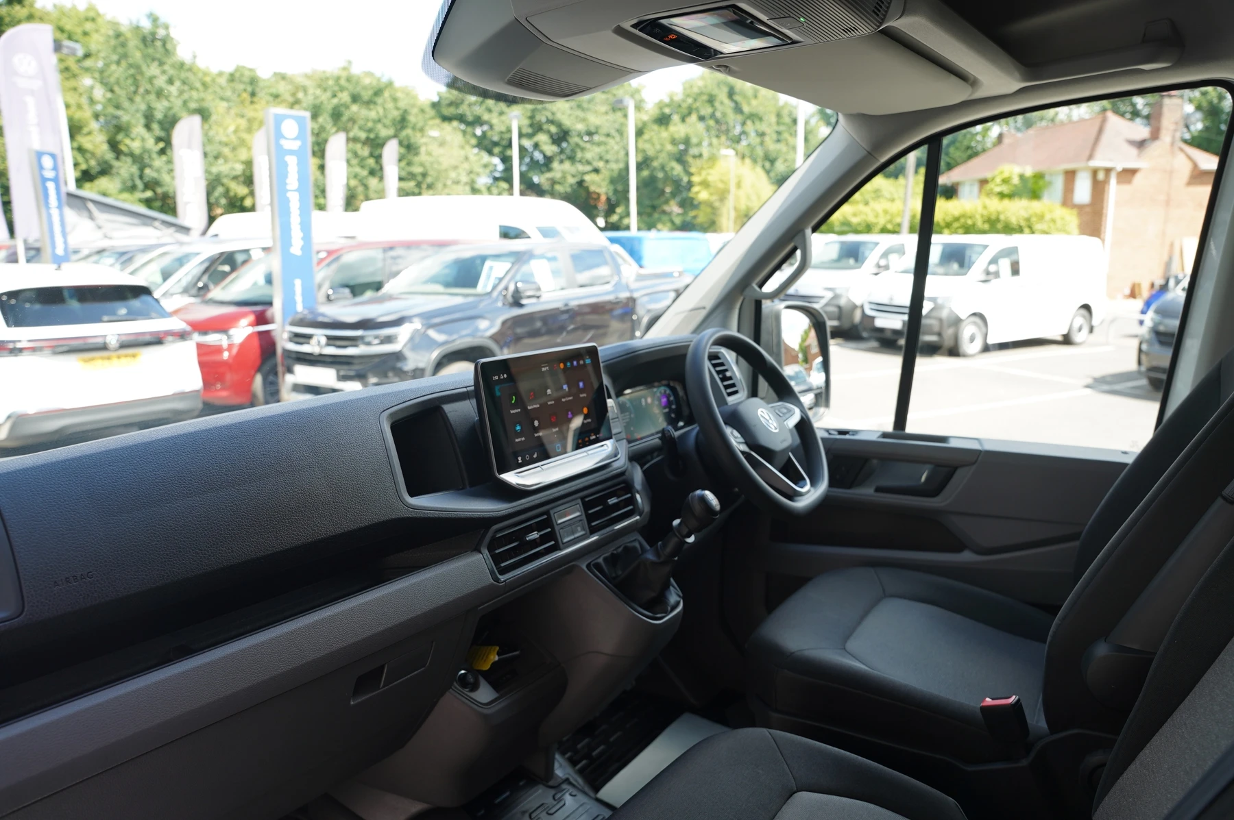 Volkswagen-Crafter-image-1