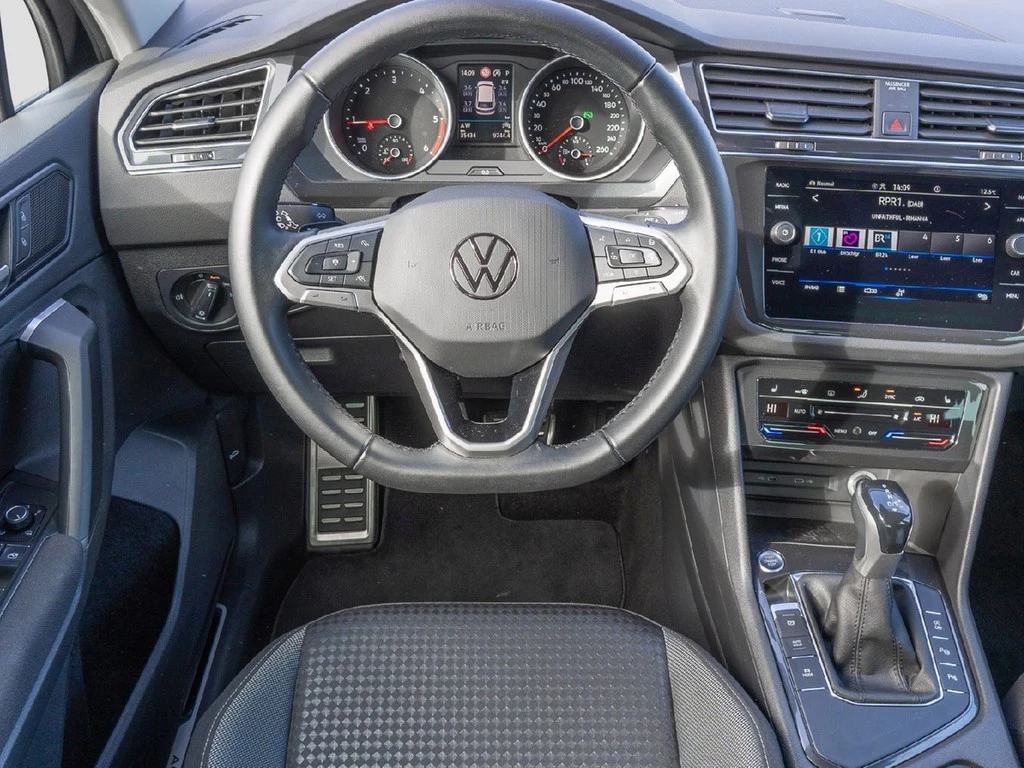 Volkswagen Tiguan 2.0 TDI DSG Active Navi, AHK, ZGV