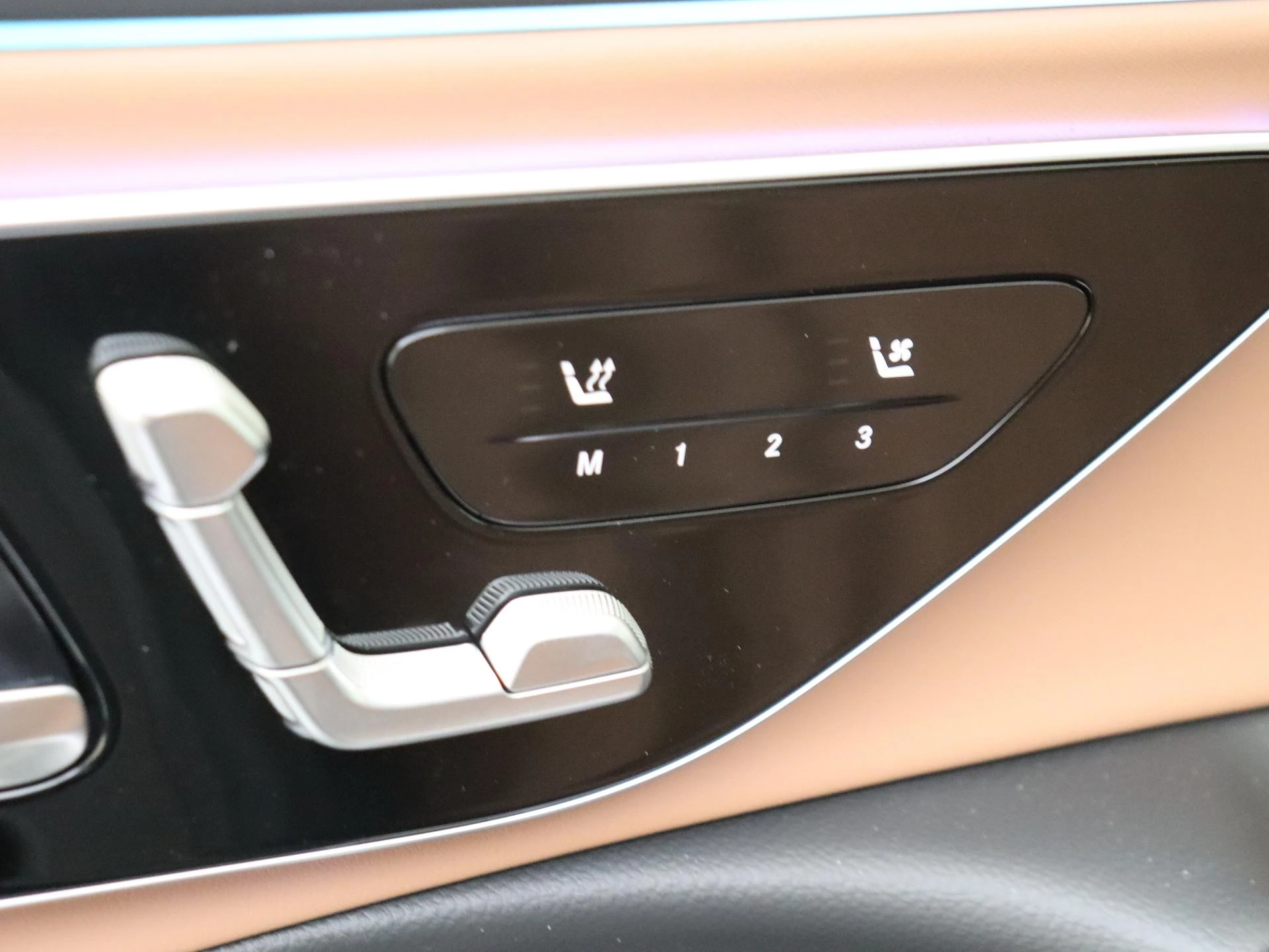 Mercedes-Benz-E-Klasse-image-27