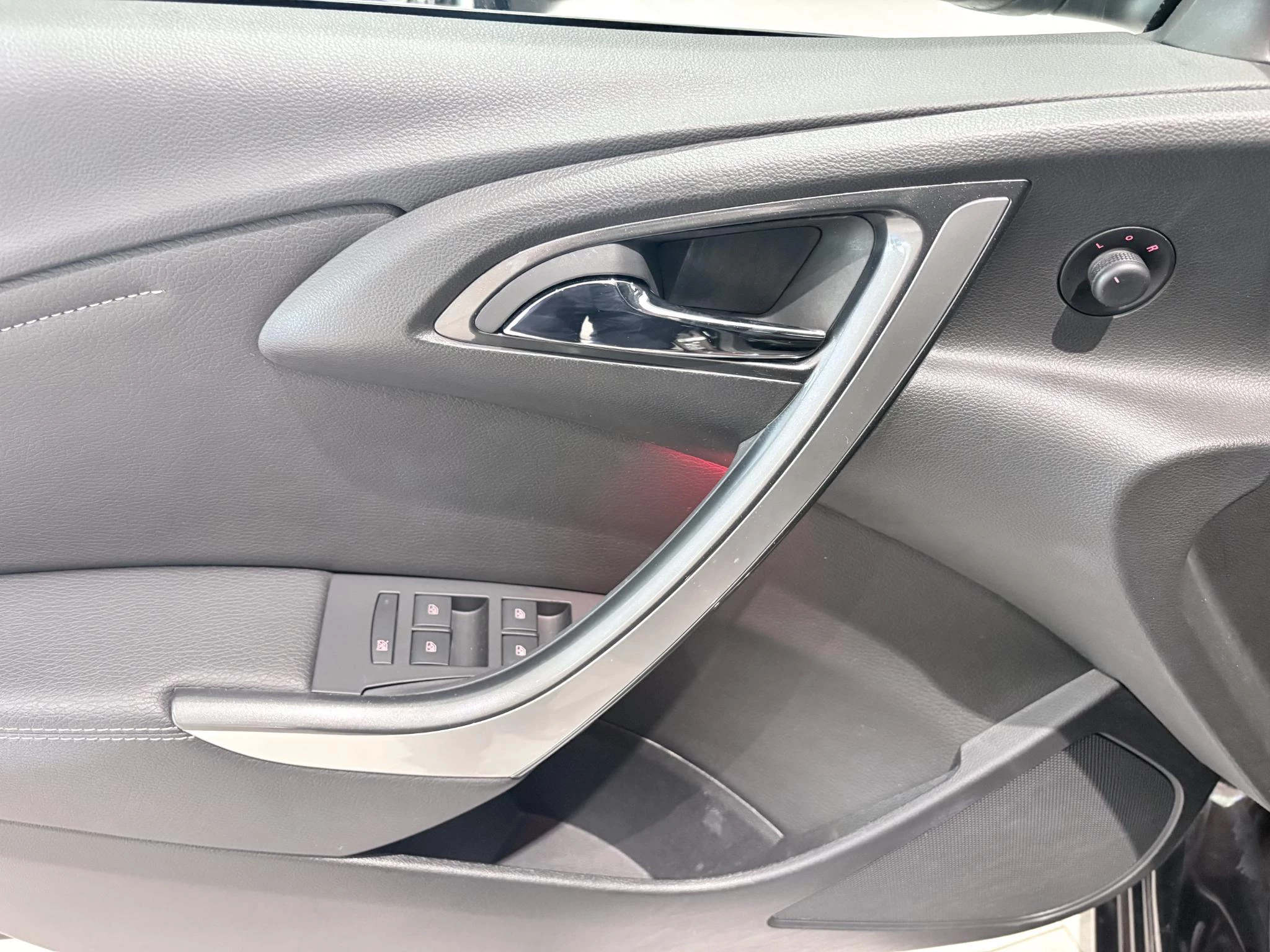 Opel-Astra-image-13