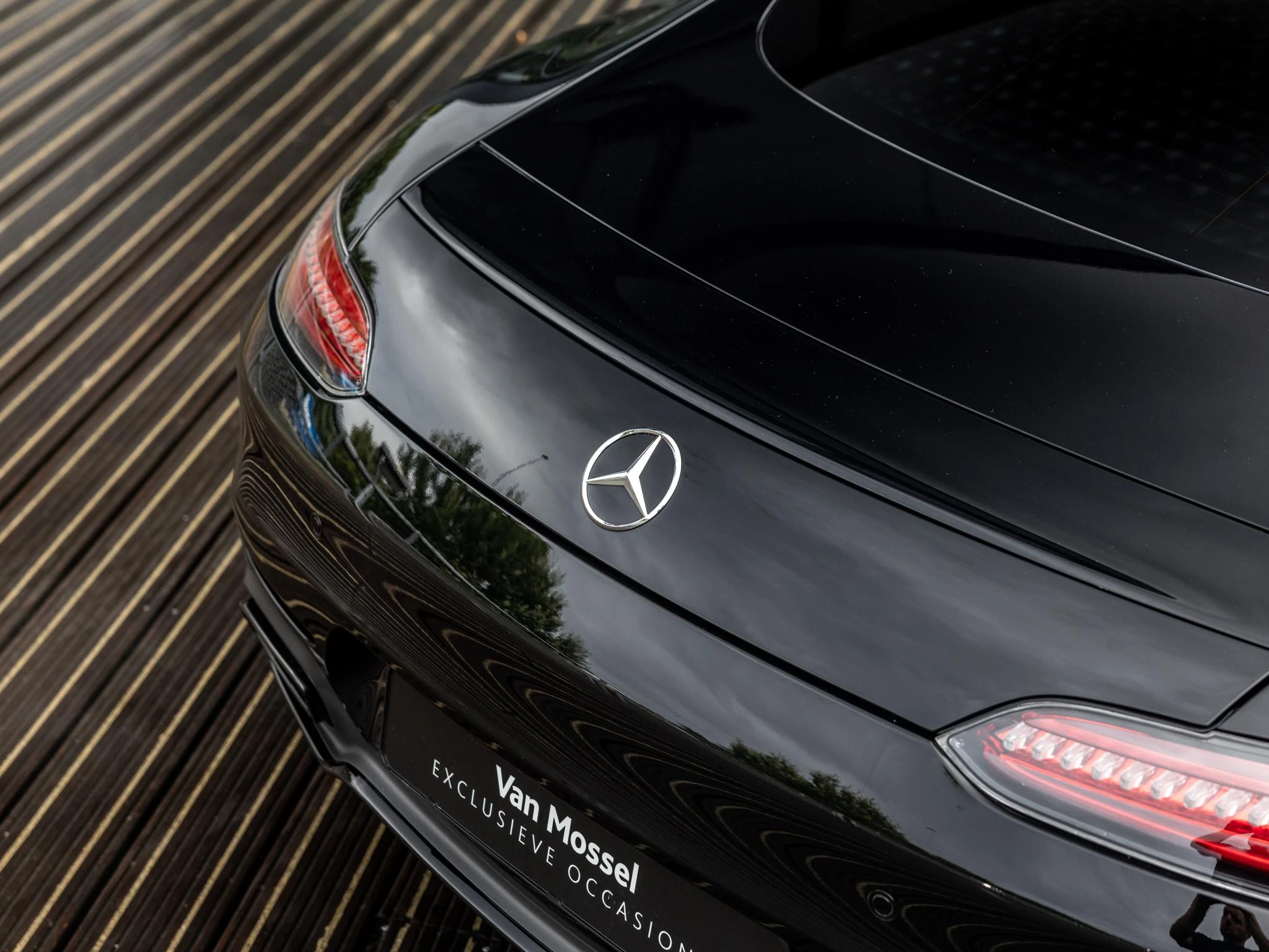 Mercedes-AMG-GT-image-10