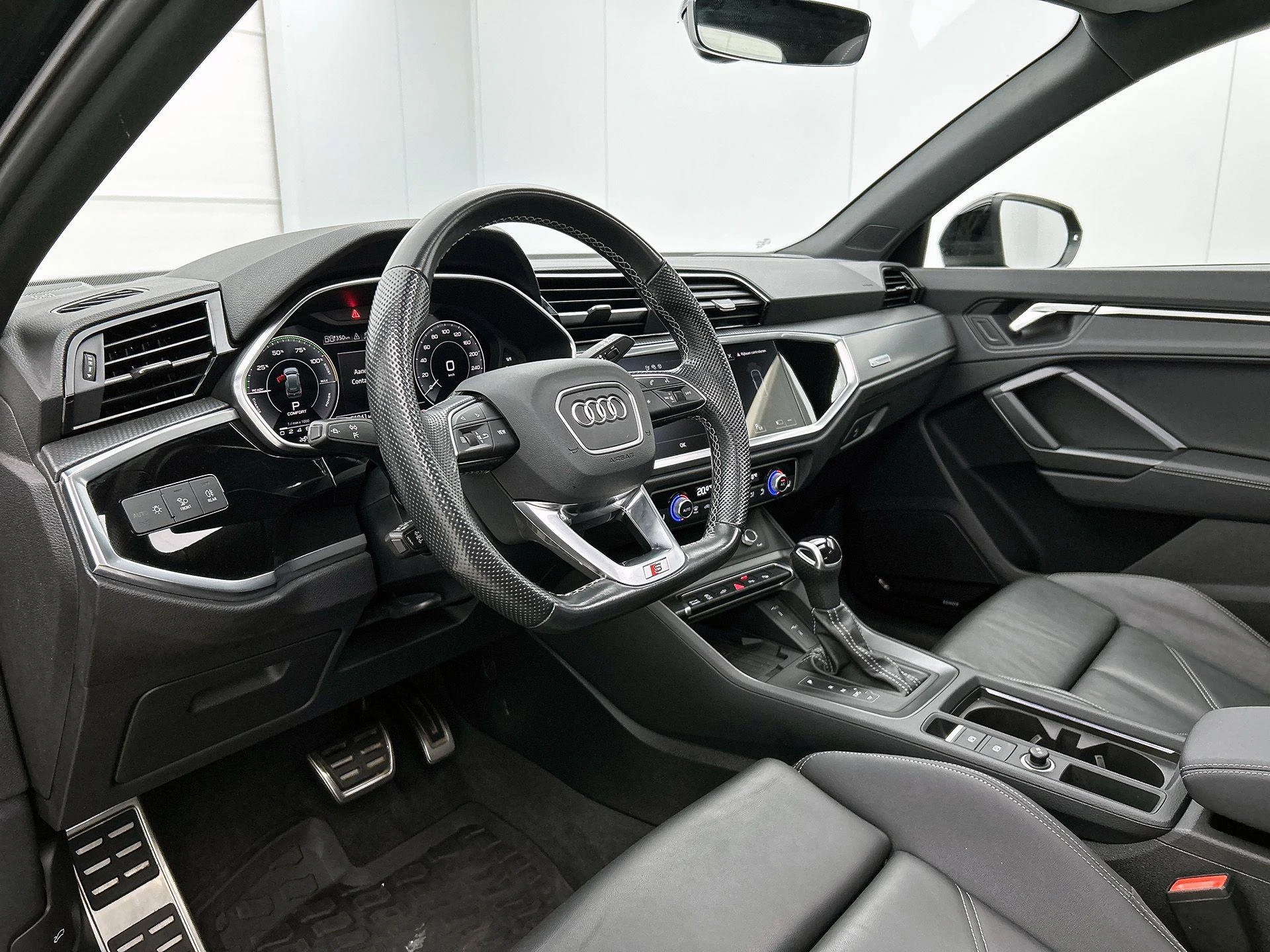 Audi-Q3-image-20