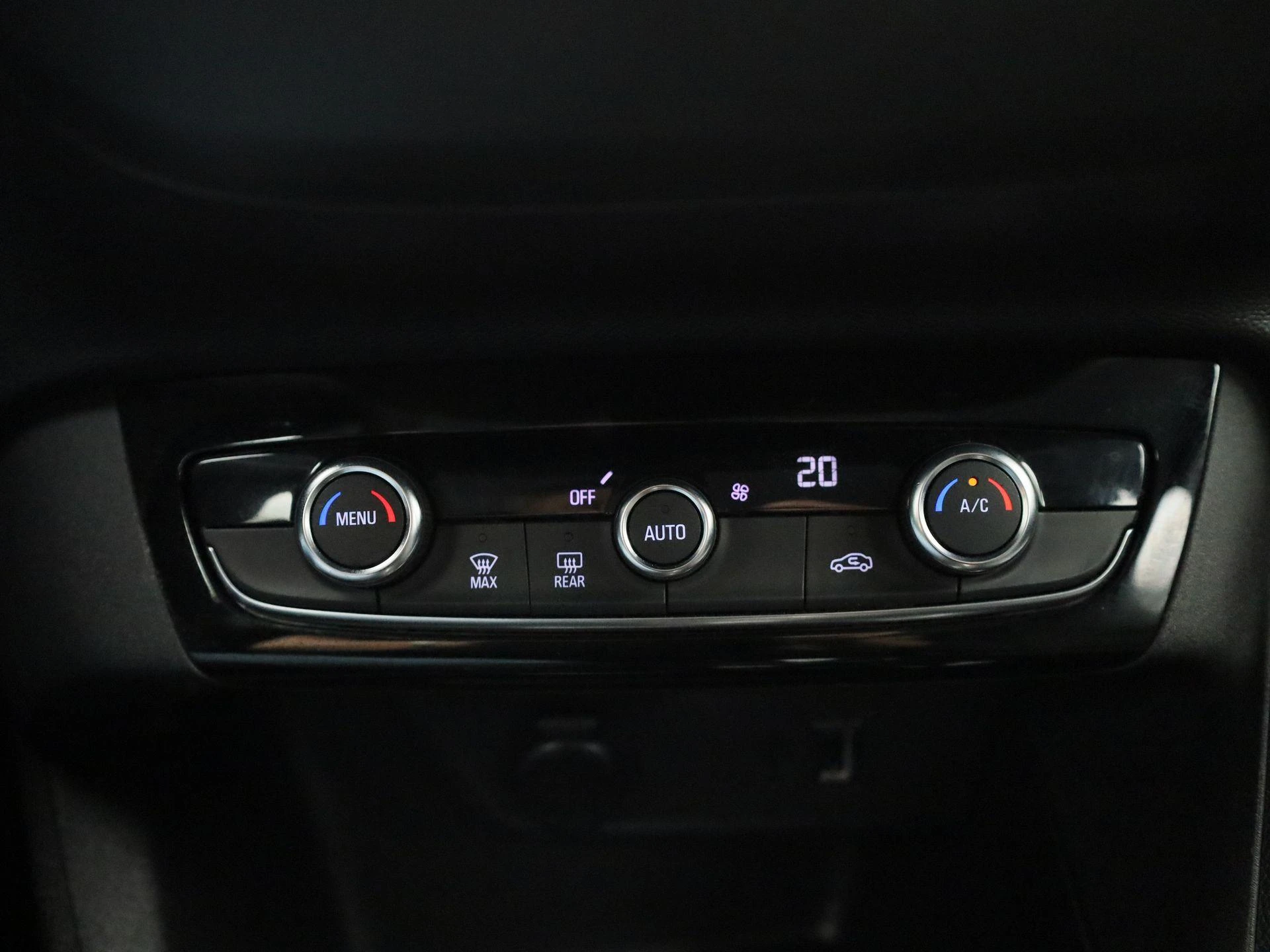 Opel-Corsa-e-image-16