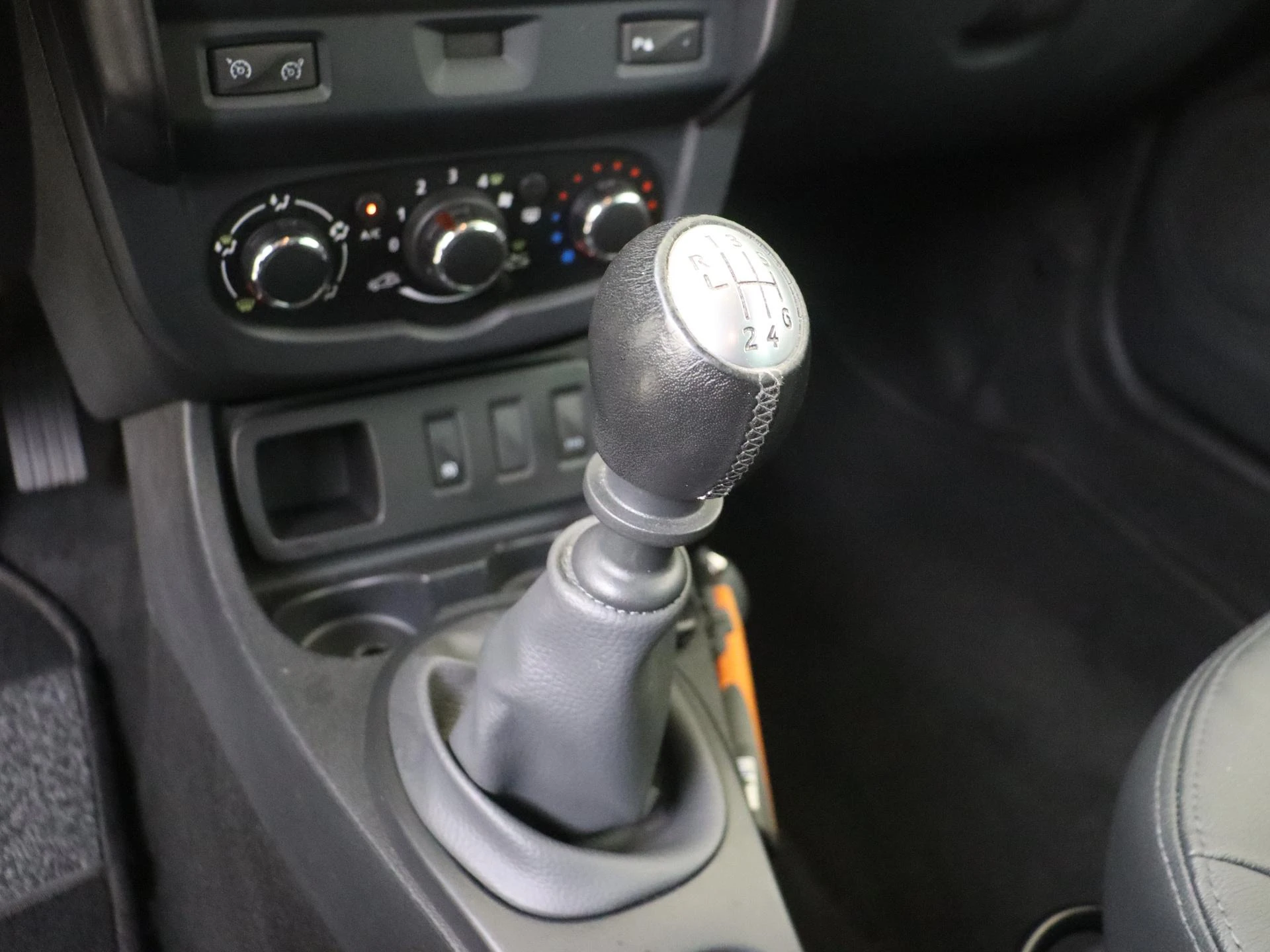 Dacia-Duster-image-13