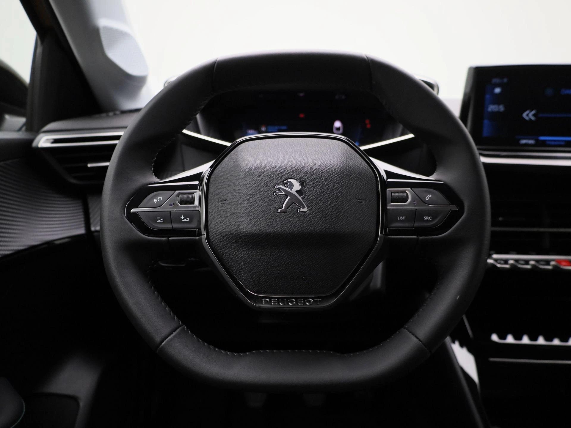 Peugeot 208 - 7