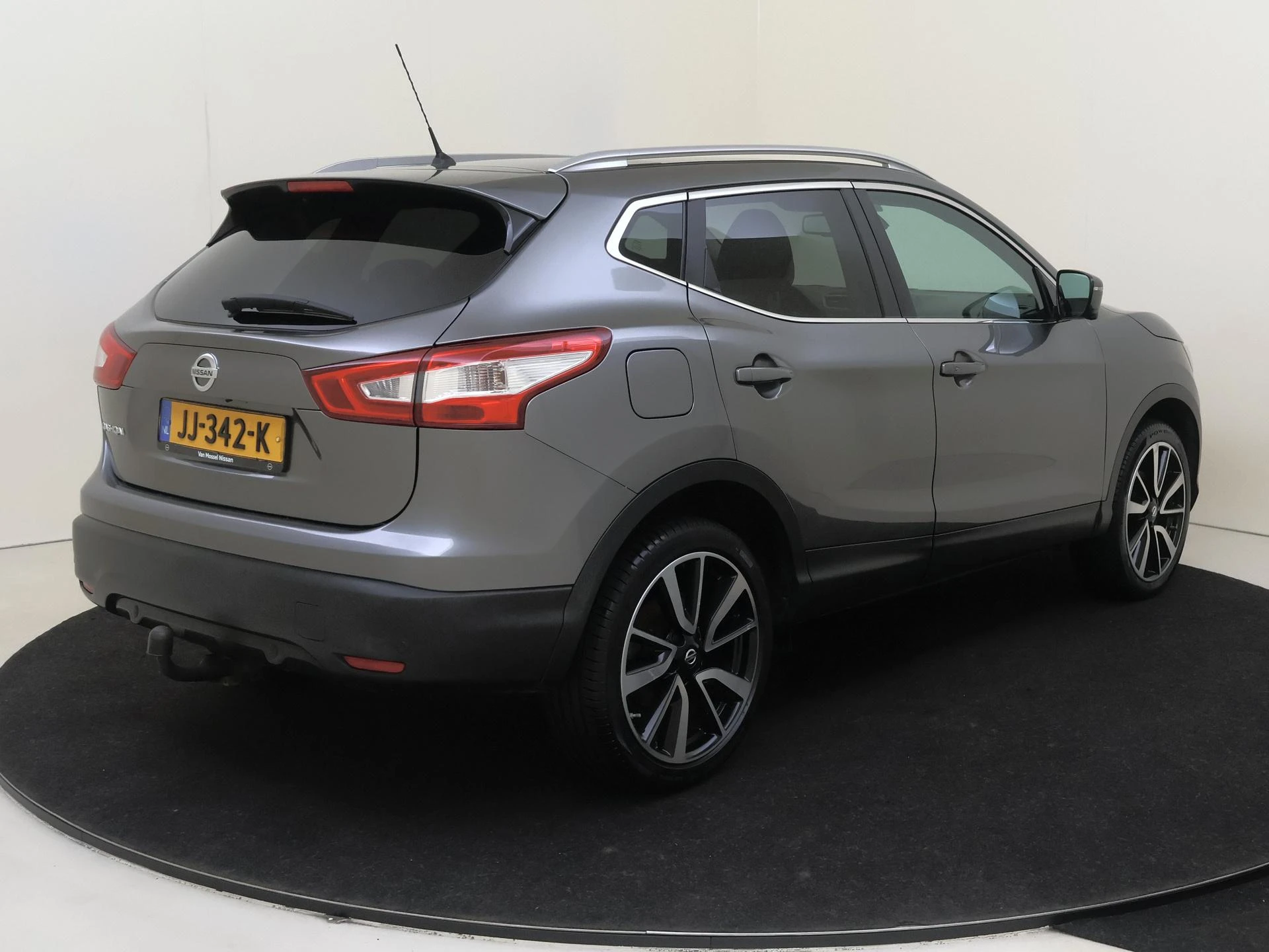 Nissan-QASHQAI-image-3