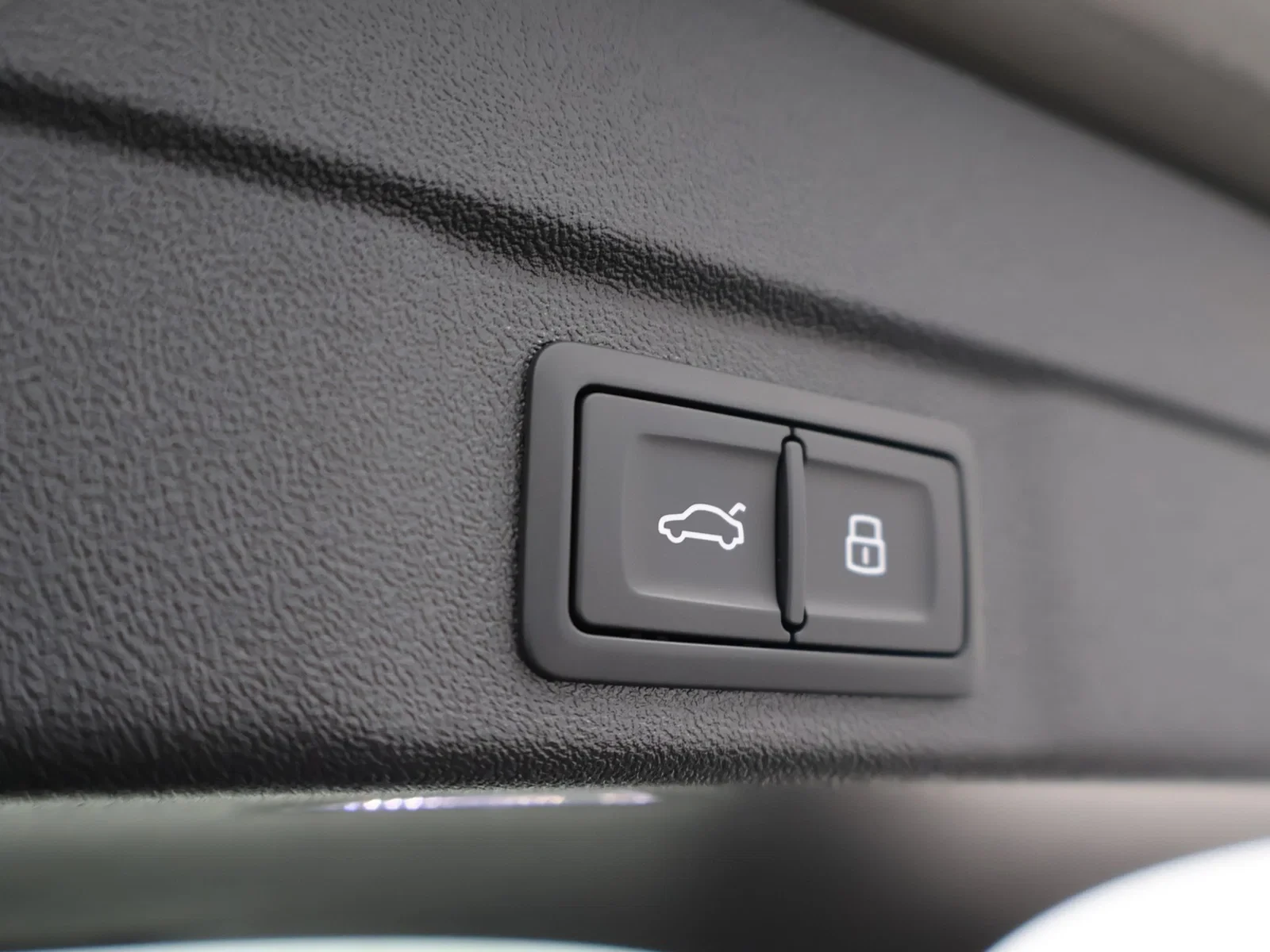 Audi-A6-image-14