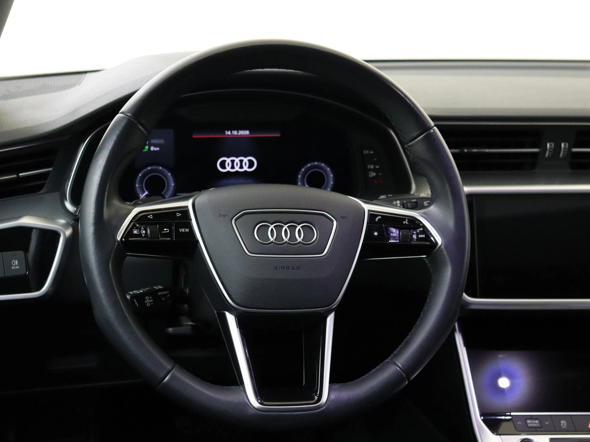 Audi-A6-image-9