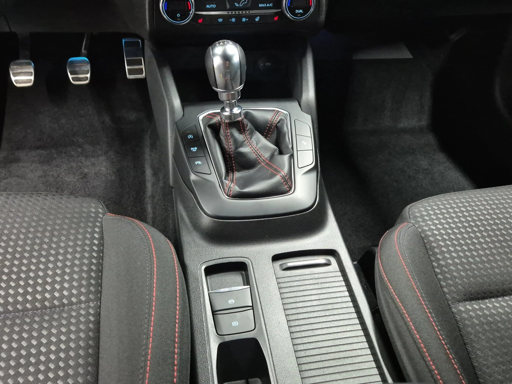 Ford Focus ST-Line Style 1.0 EcoBoost Hybrid 92kW Schräghecklimousine. 5-türig