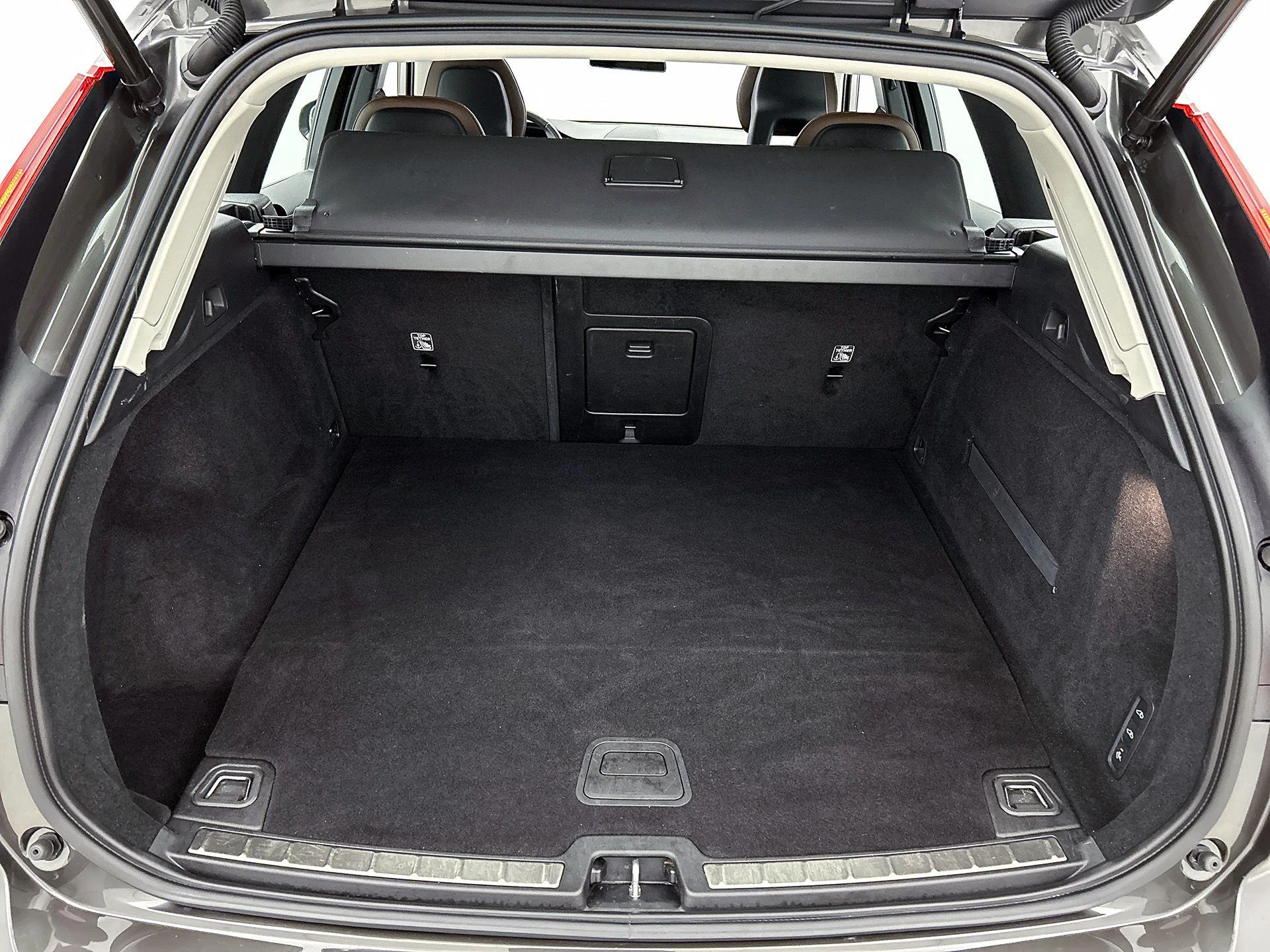 Volvo-XC60-image-20