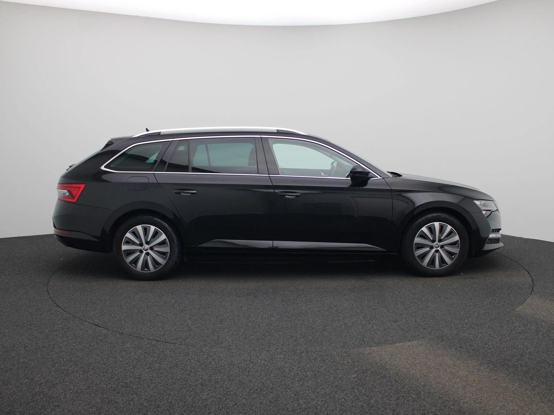 Škoda Superb 1.4 TSI iV DSG STYLE COMBI