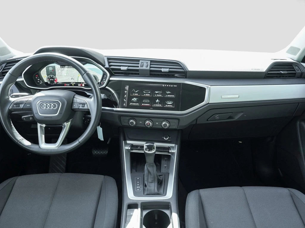 Audi-Q3-image-11