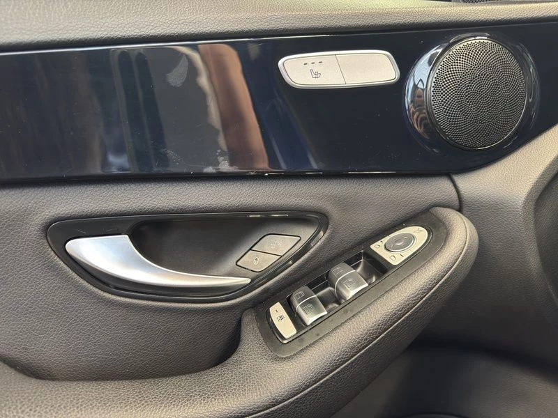 Mercedes-Benz C-Klasse 200 d NAVI PANO KAMERA TEMPOMAT PDC SHZ