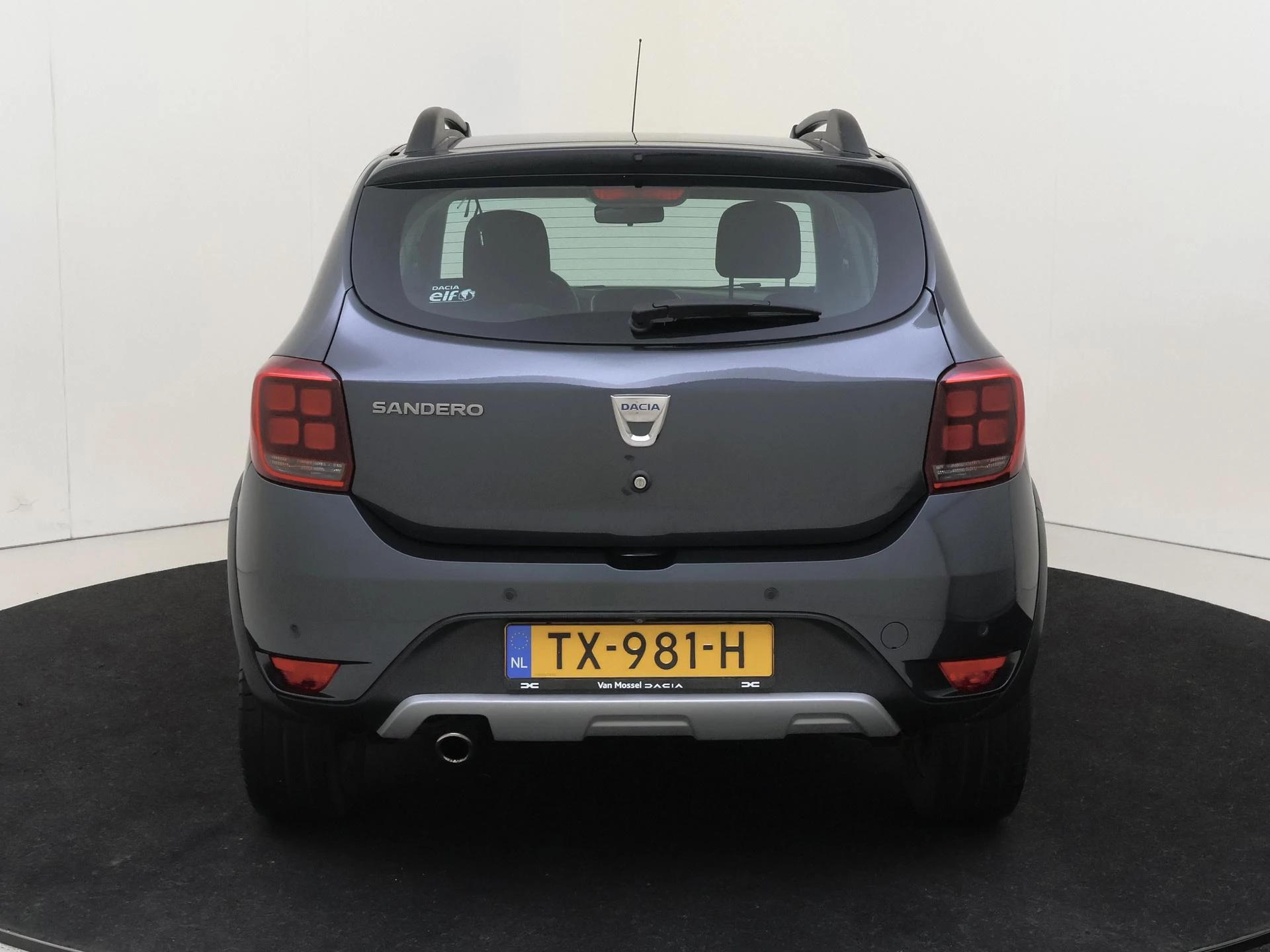 Dacia-Sandero Stepway-image-7
