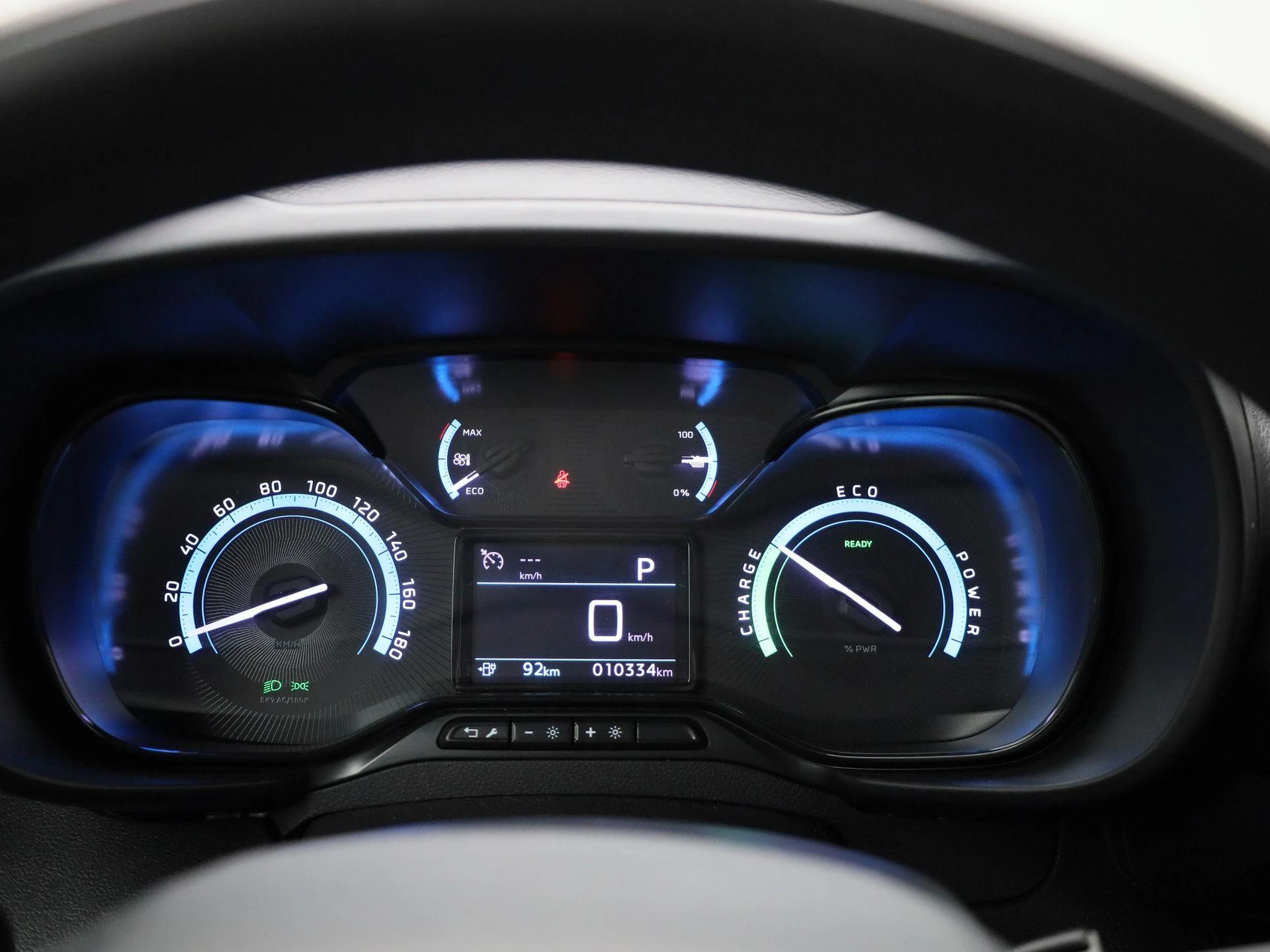 Citroën-ë-Berlingo-image-7