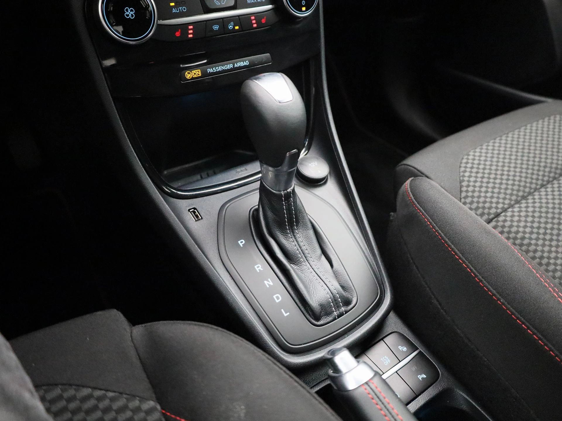Ford-Puma-image-17